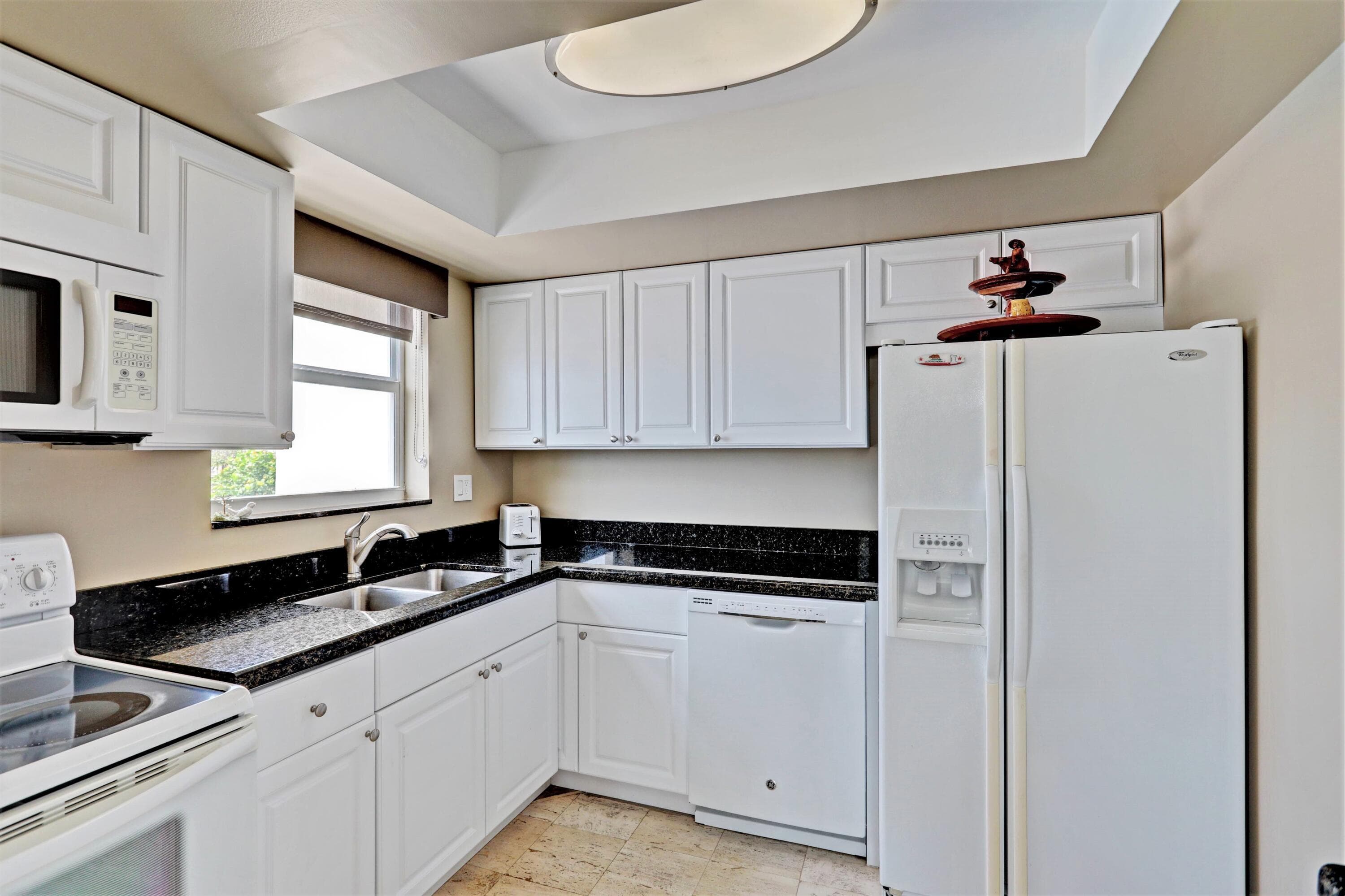 1820 New Palm Way 201, Boynton Beach, FL 33435 — photo 13 of 35