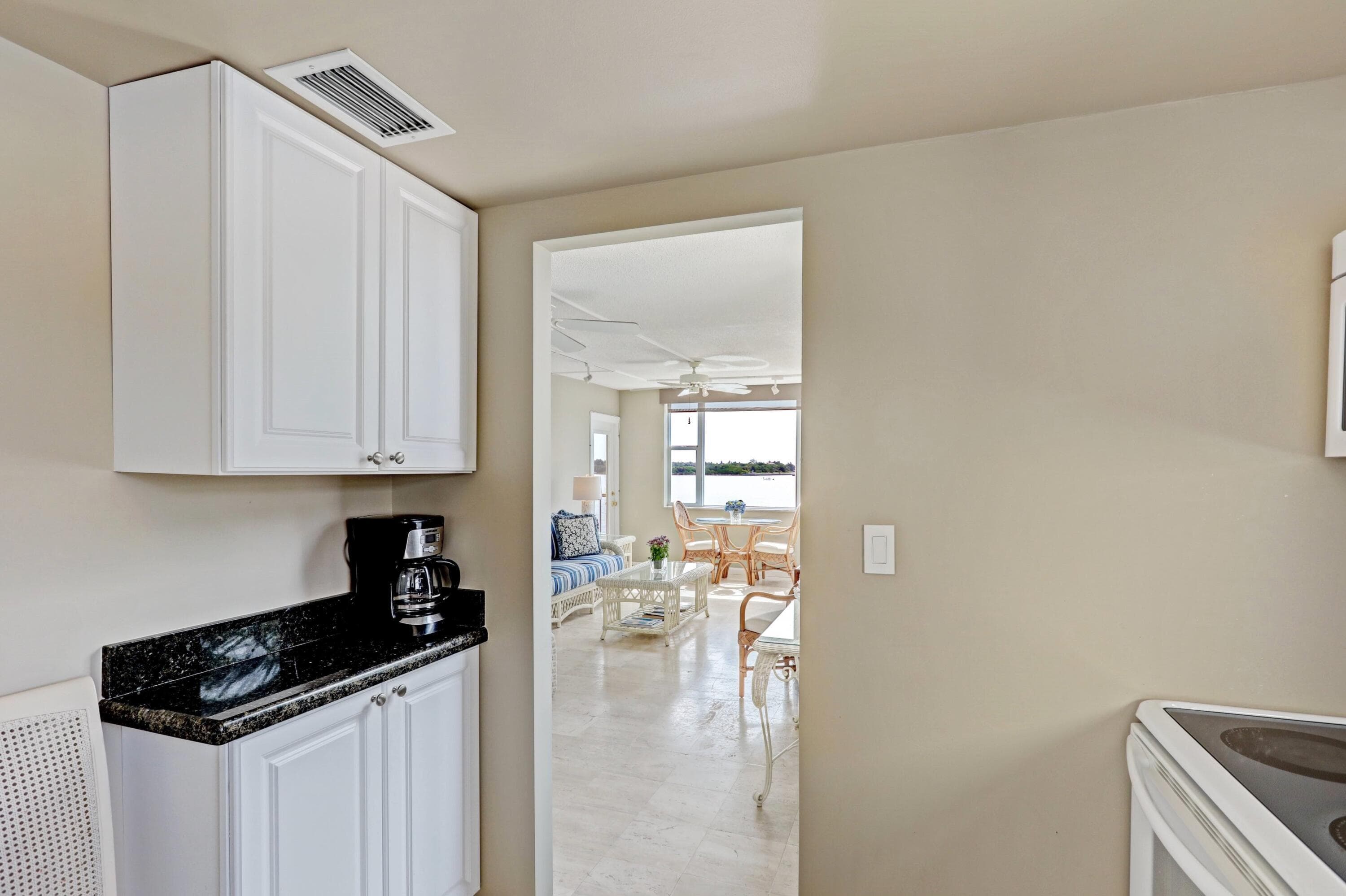 1820 New Palm Way 201, Boynton Beach, FL 33435 — photo 15 of 35