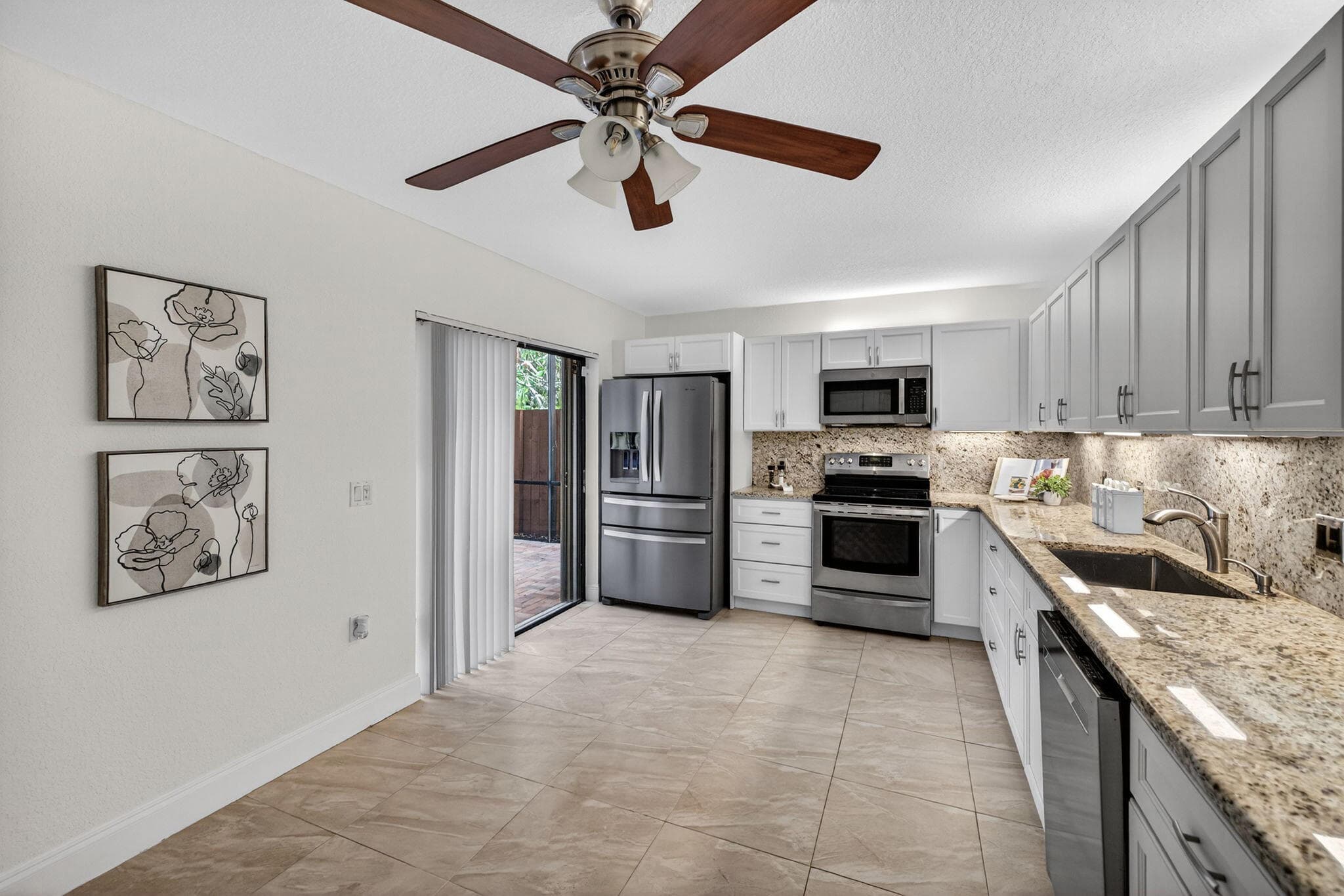 9101 SW 19th Place A, Davie, FL 33324 — photo 12 of 58