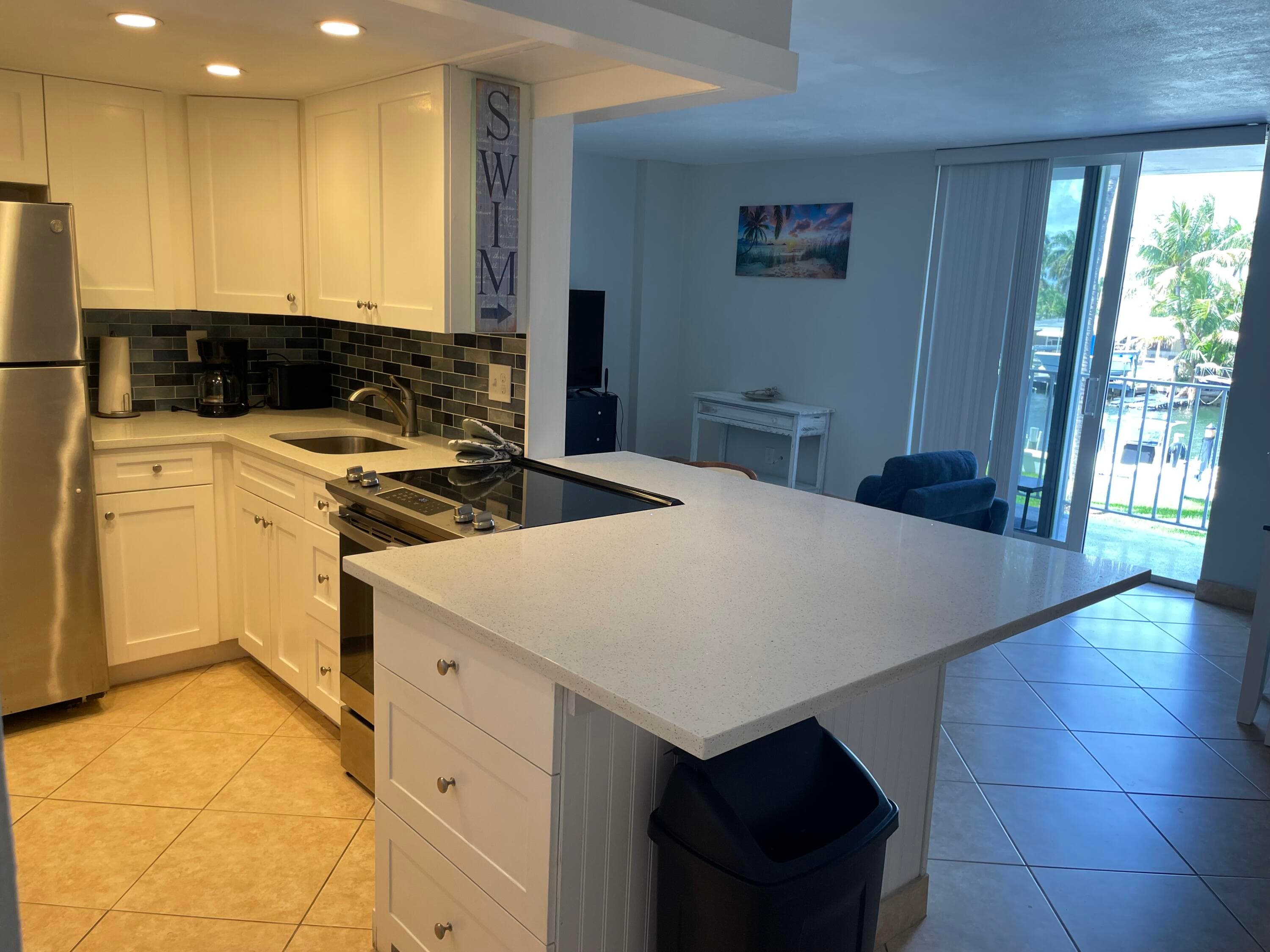 1731 SE 15th Street 206, Fort Lauderdale, FL 33316 — photo 5 of 8