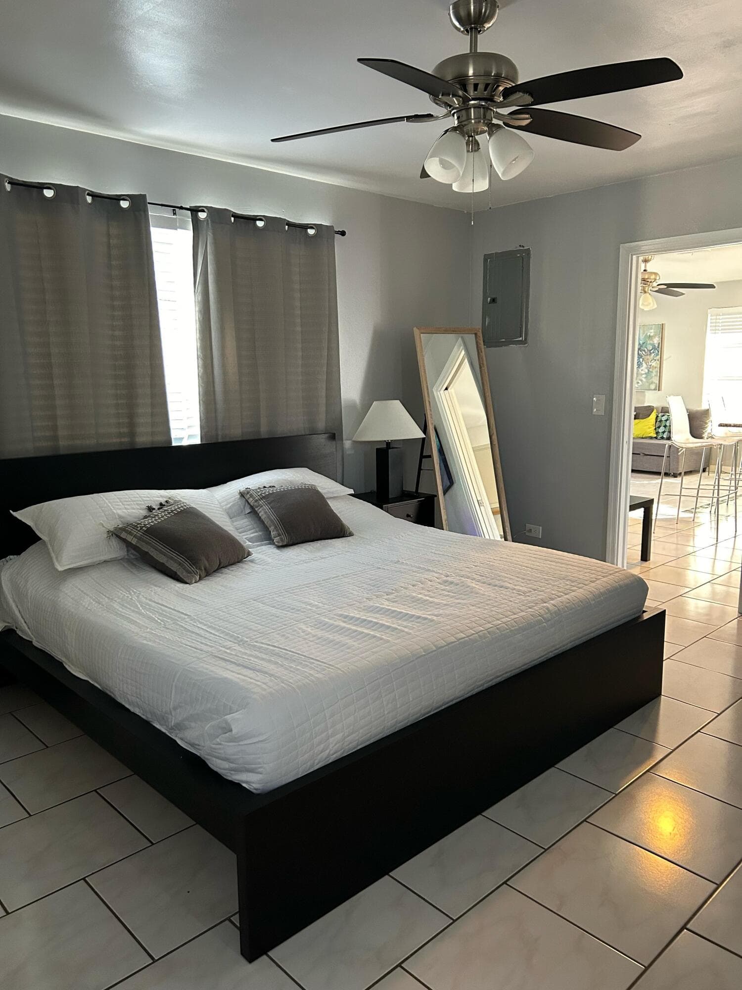 5423 NE 22nd Terrace, Fort Lauderdale, FL 33308 — photo 13 of 17