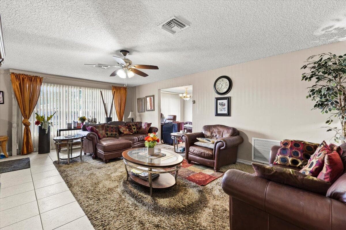 1091 NW 46th Avenue, Lauderhill, FL 33313 — photo 6 of 20