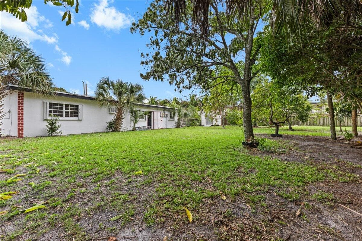 1091 NW 46th Avenue, Lauderhill, FL 33313 — photo 17 of 20