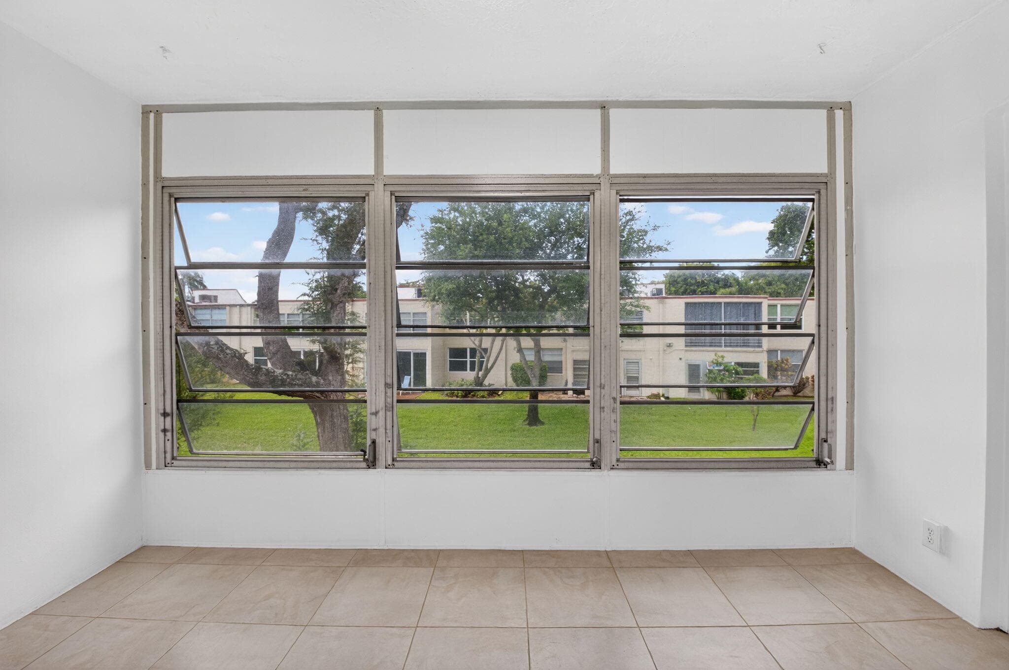 10 Willowbrook Lane 207, Delray Beach, FL 33446 — photo 13 of 46
