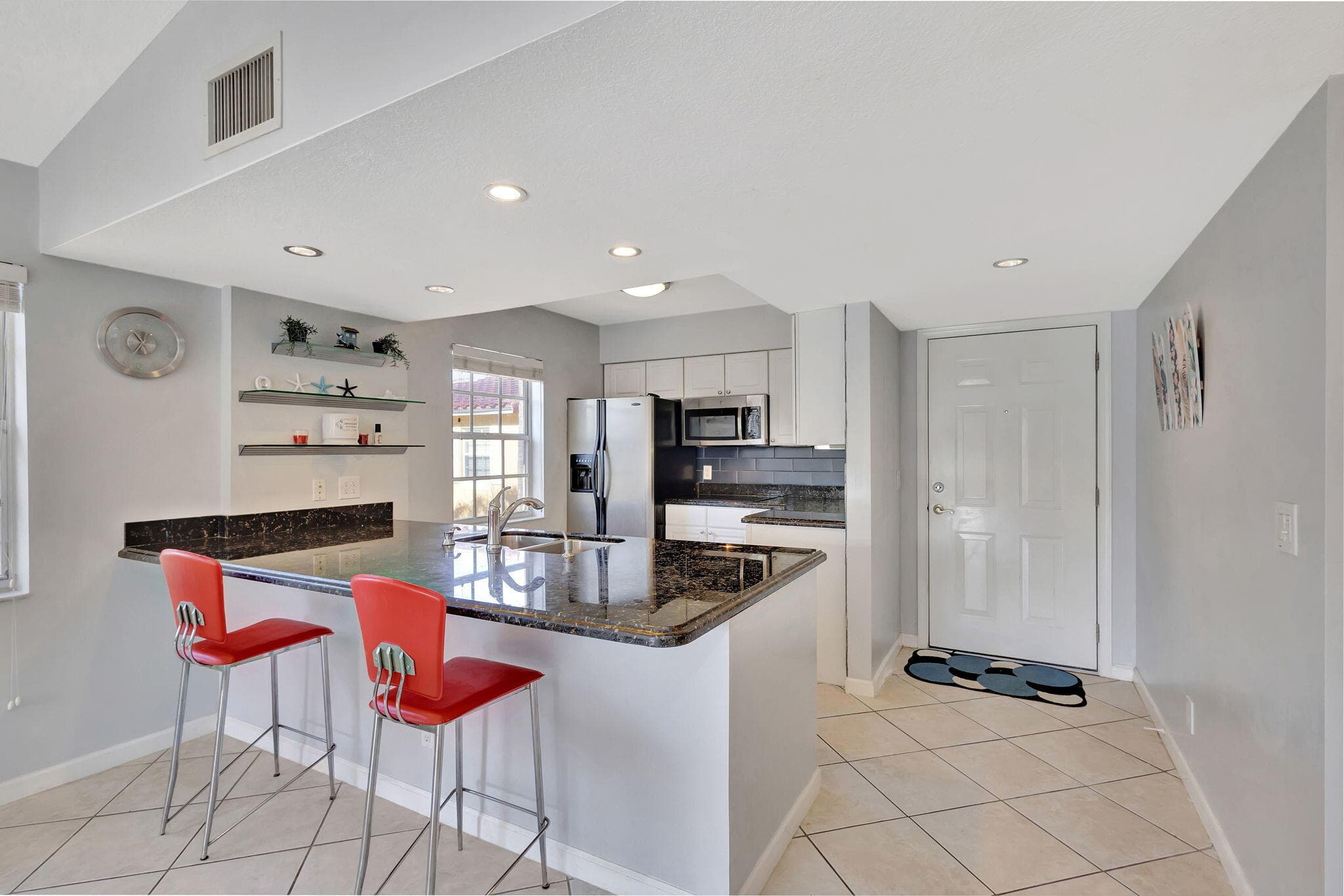 1060 Lake Shore Drive Apt 204, Lake Park, FL 33403 — photo 4 of 42