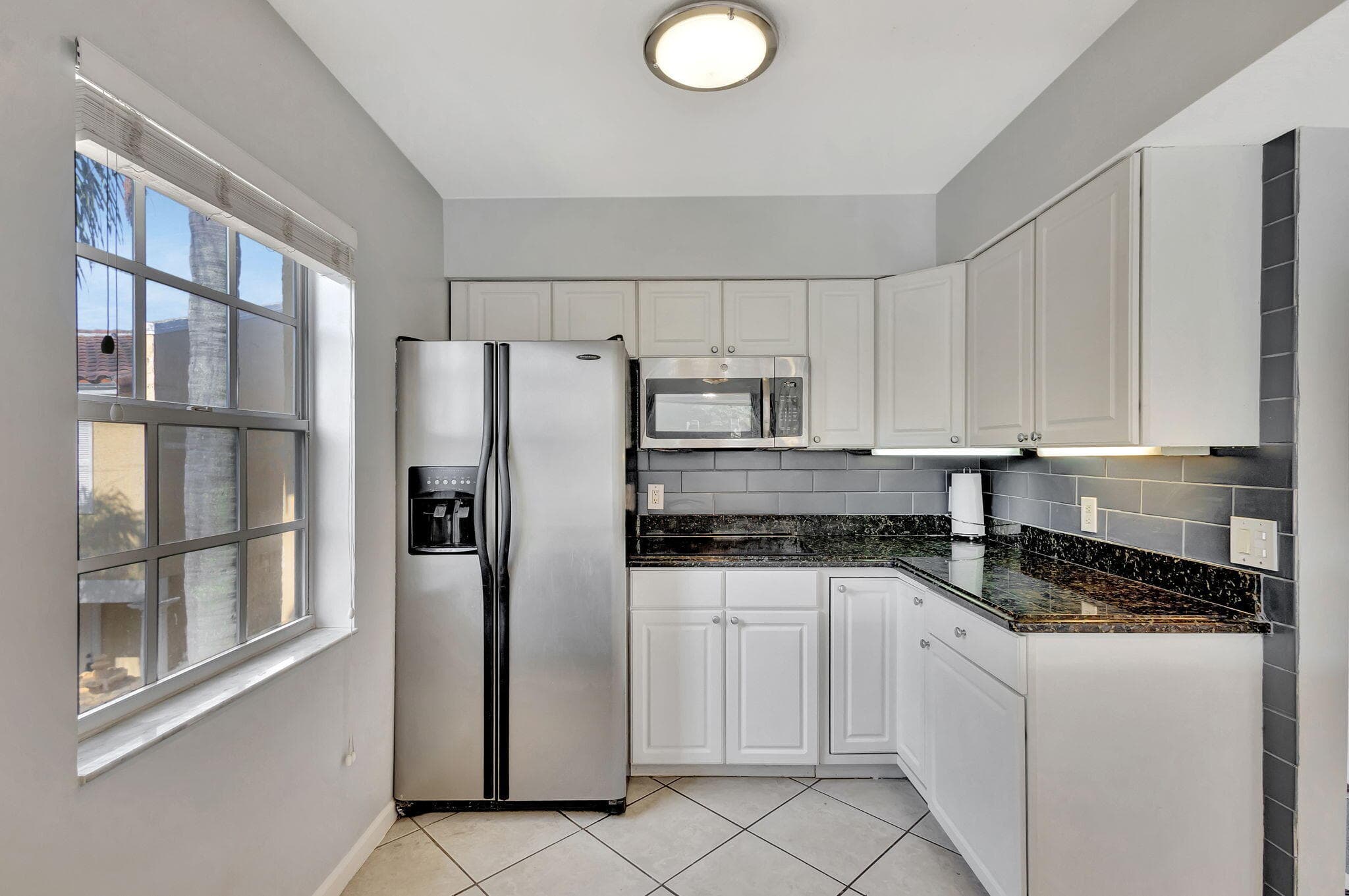 1060 Lake Shore Drive Apt 204, Lake Park, FL 33403 — photo 6 of 42