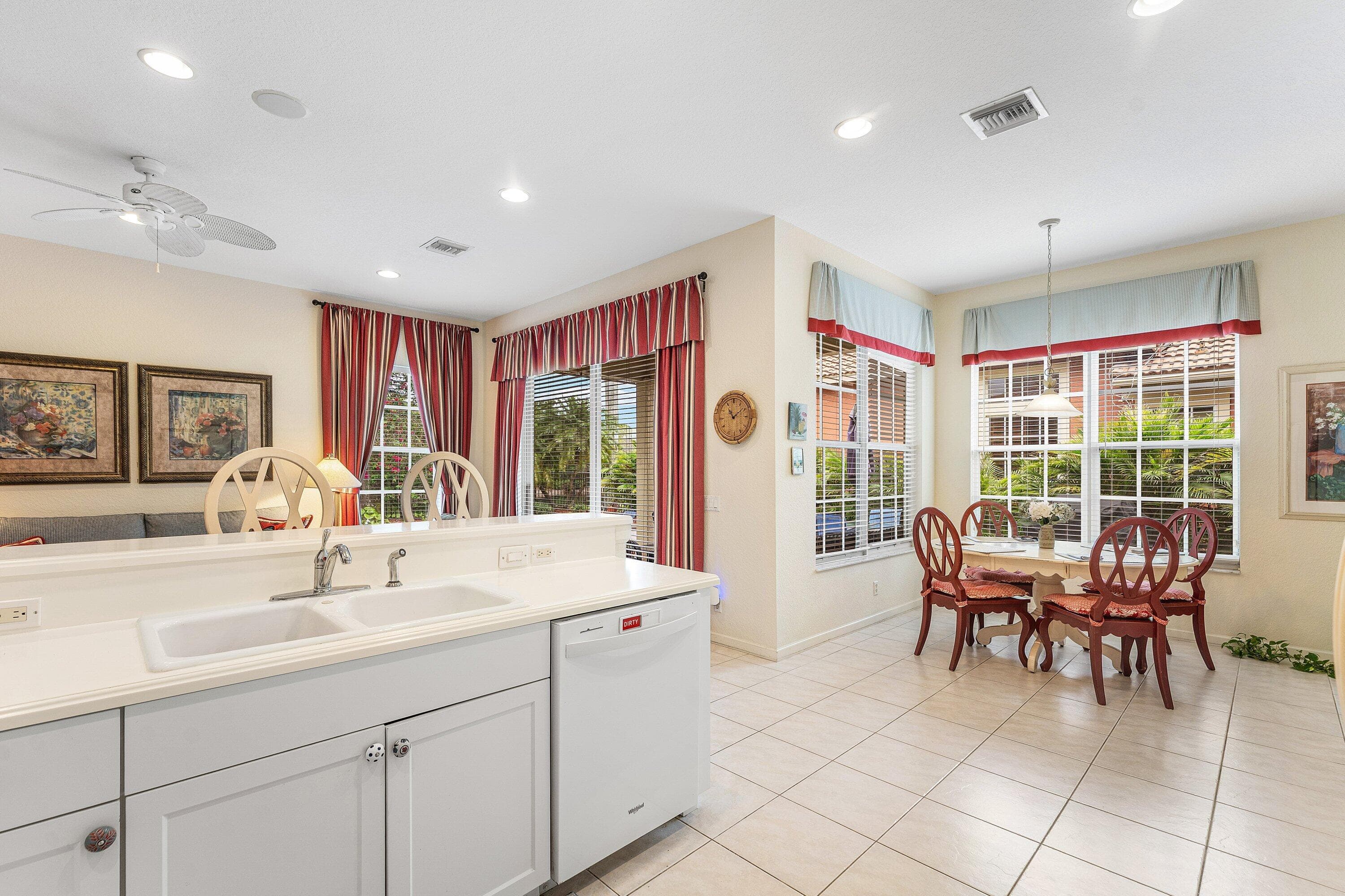123 Via Castilla, Jupiter, FL 33458 — photo 14 of 59
