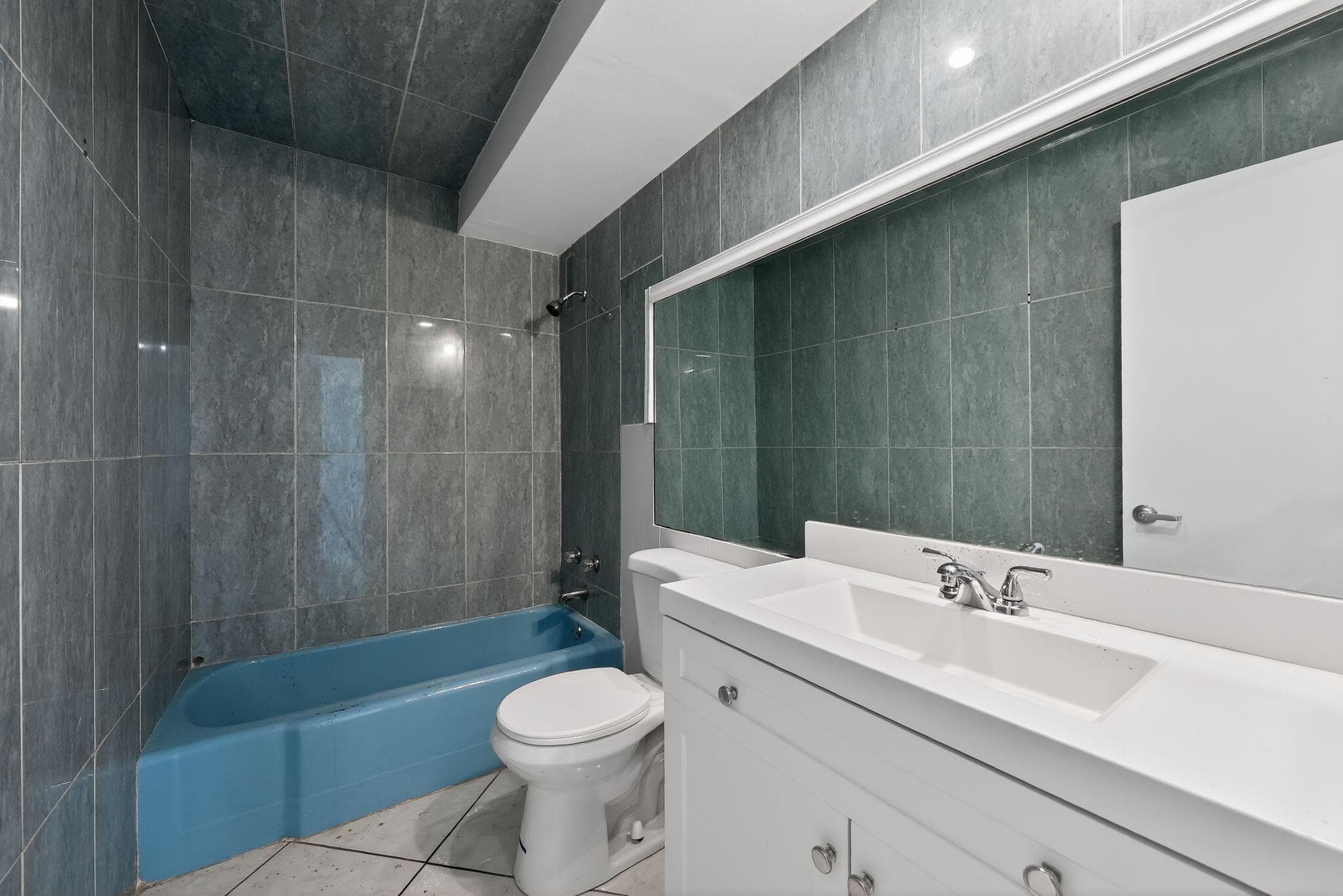 400 Golden Isles Drive 37, Hallandale Beach, FL 33009 — photo 25 of 29