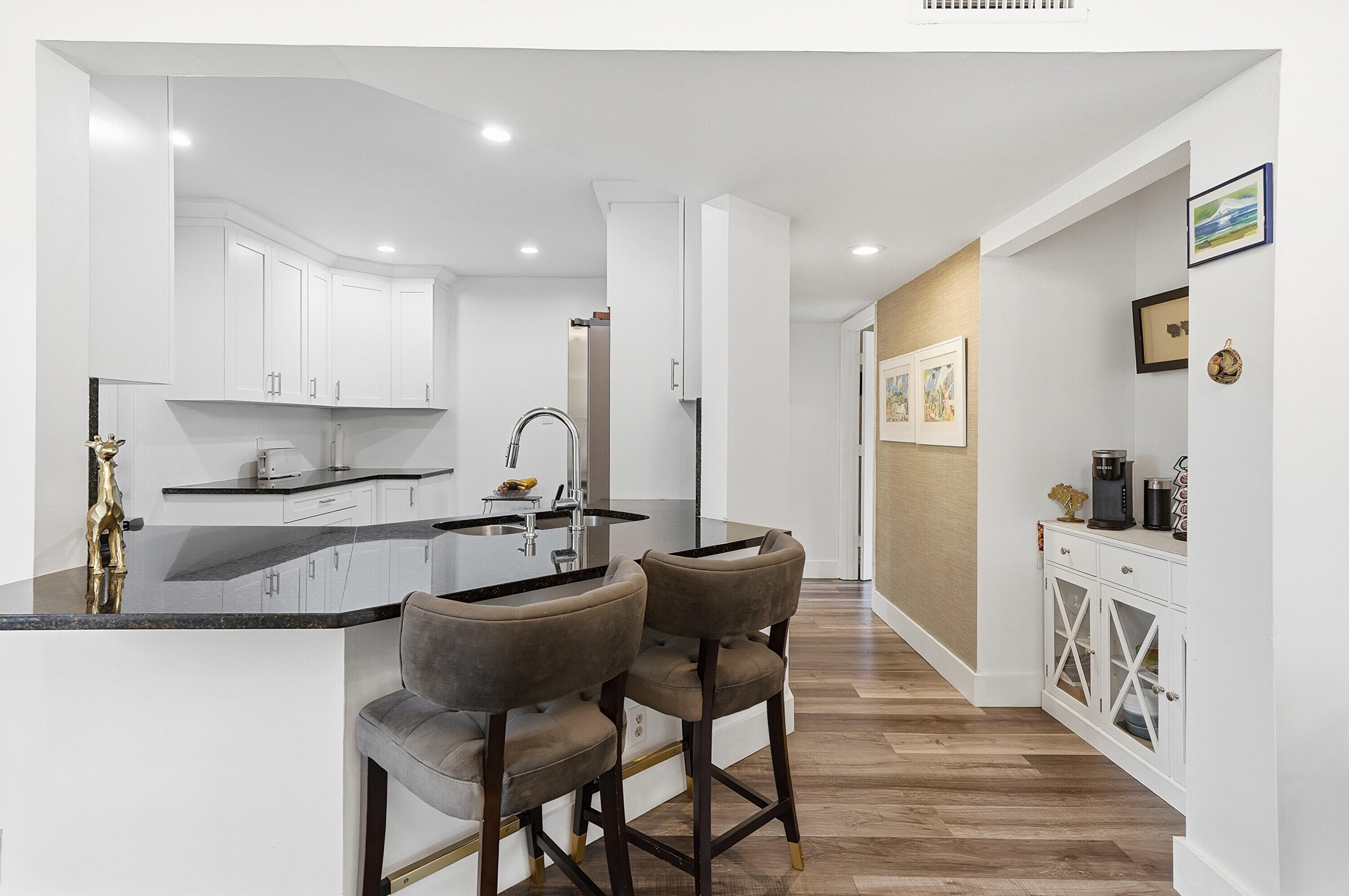 5 Via De Casas Sur 105, Boynton Beach, FL 33426 — photo 8 of 30