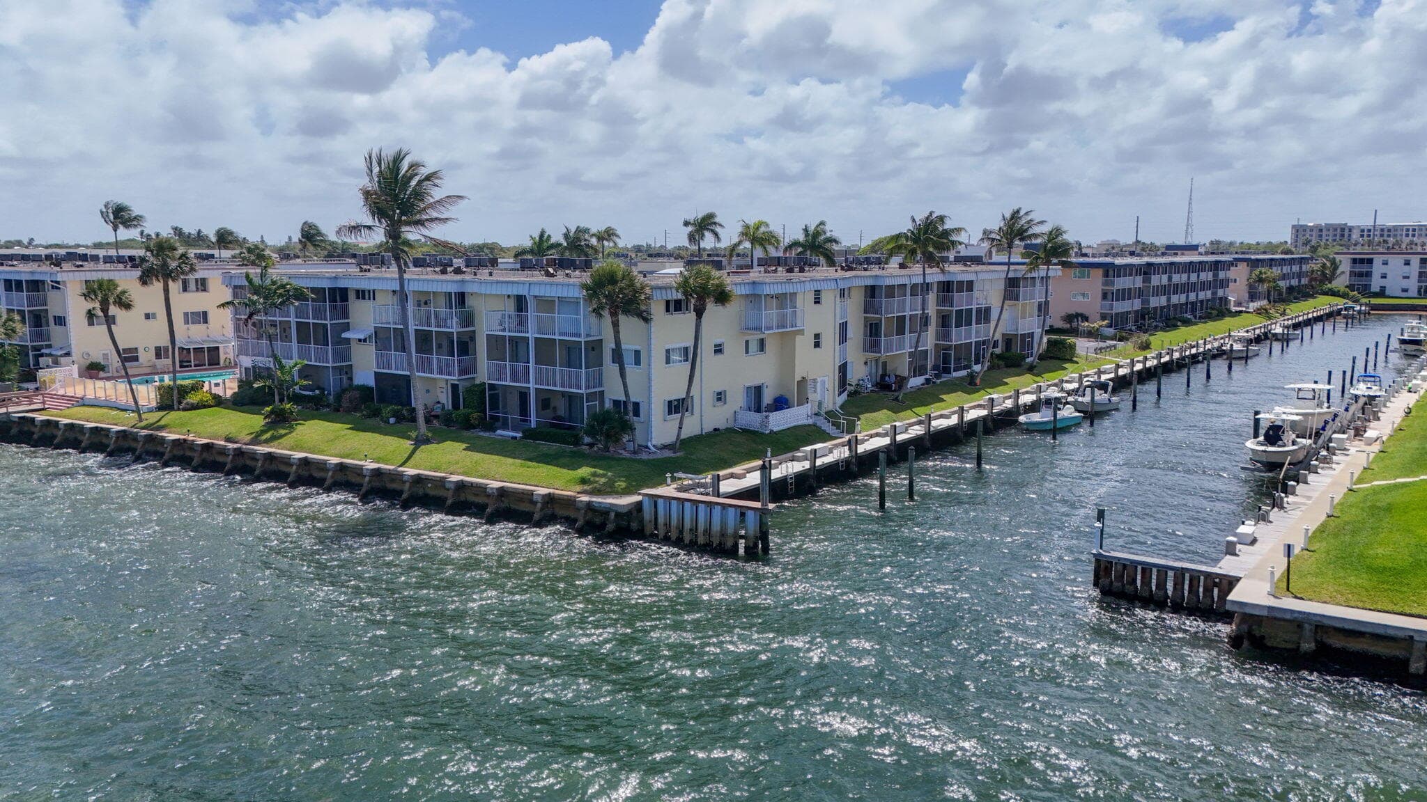 101 Doolen Court 307, North Palm Beach, FL 33408 — photo 4 of 48