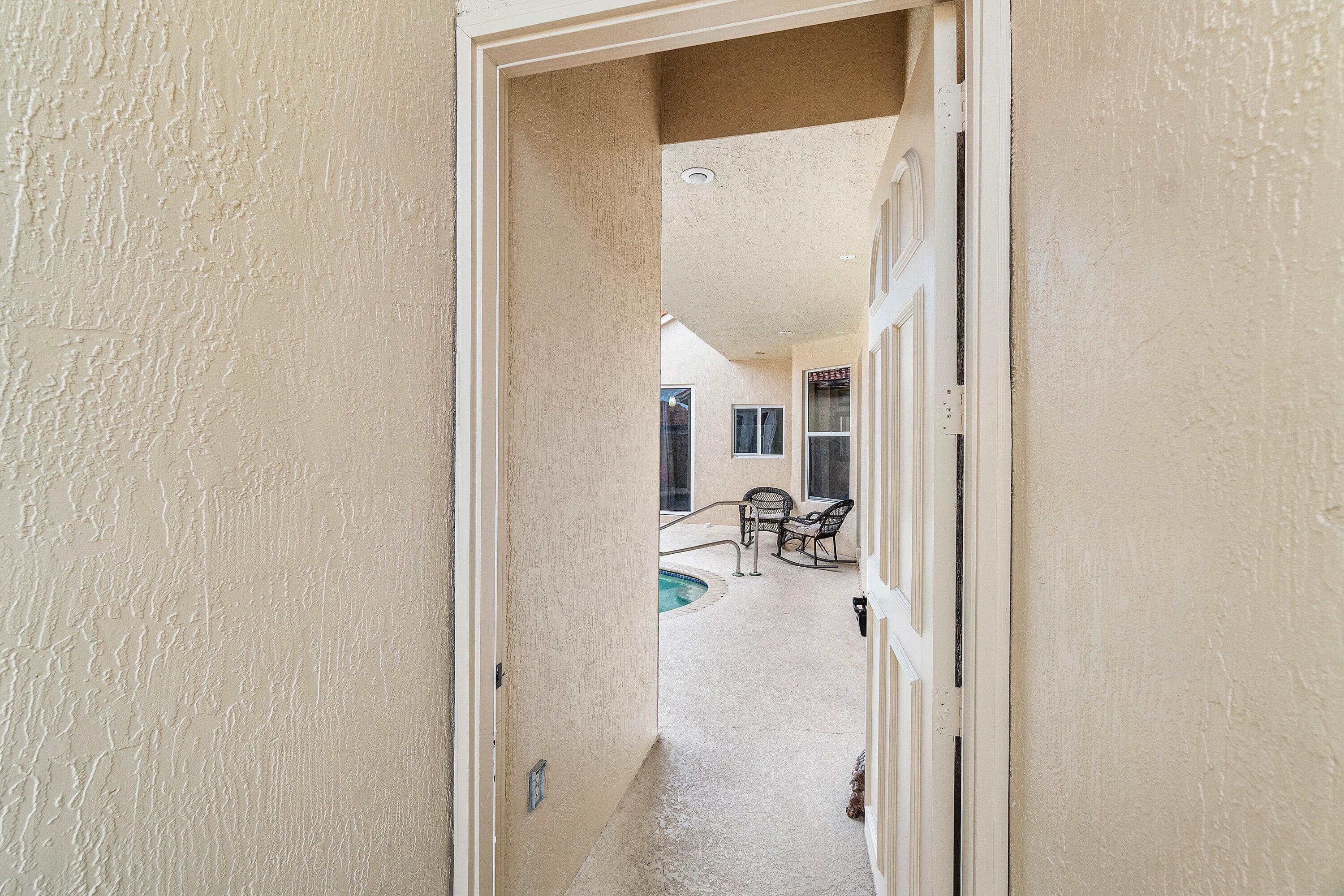 8094 Sago Palm Lane, Boynton Beach, FL 33436 — photo 4 of 38