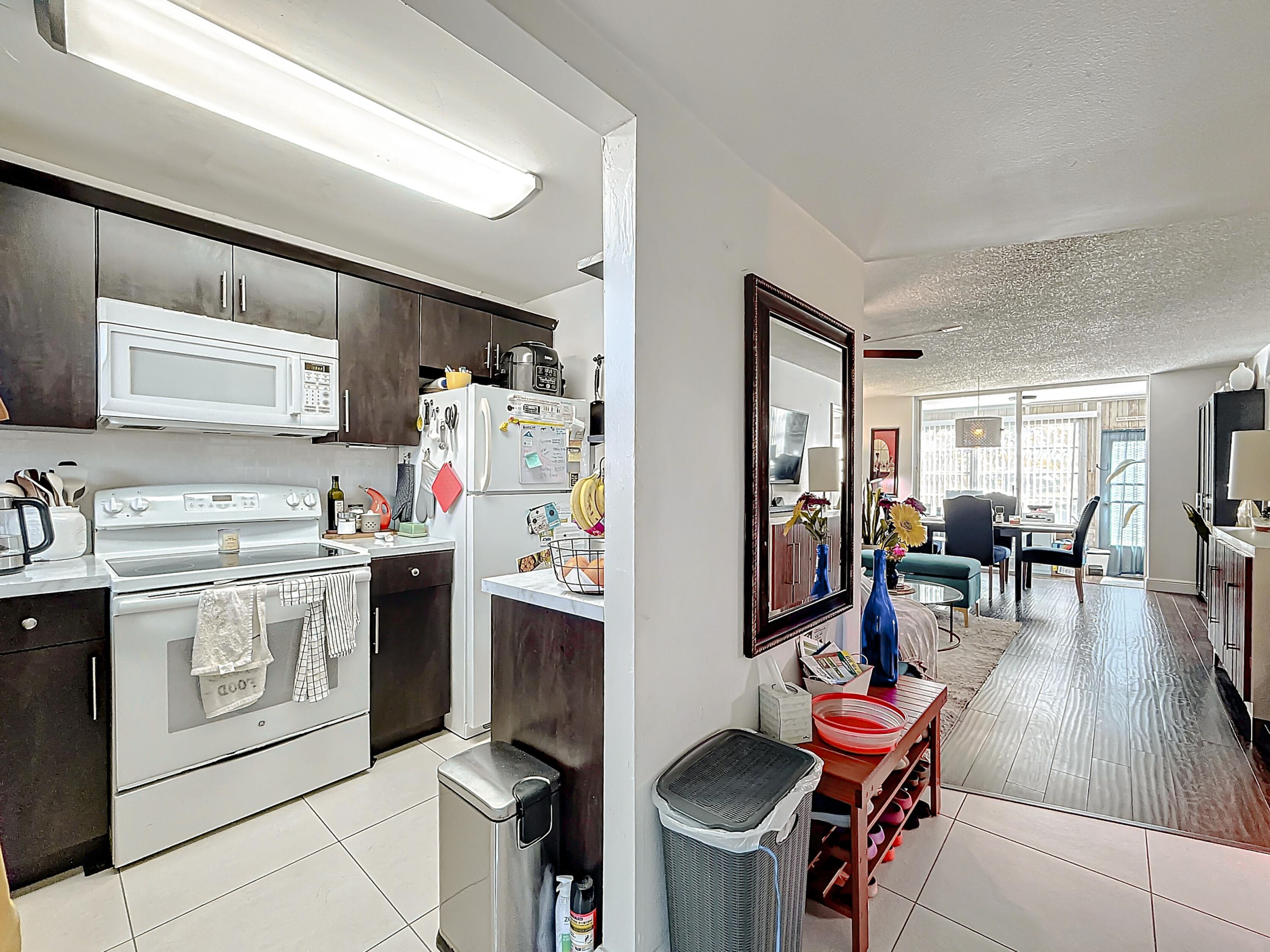 8225 Sunrise Lakes Boulevard 110, Sunrise, FL 33322 — photo 5 of 31