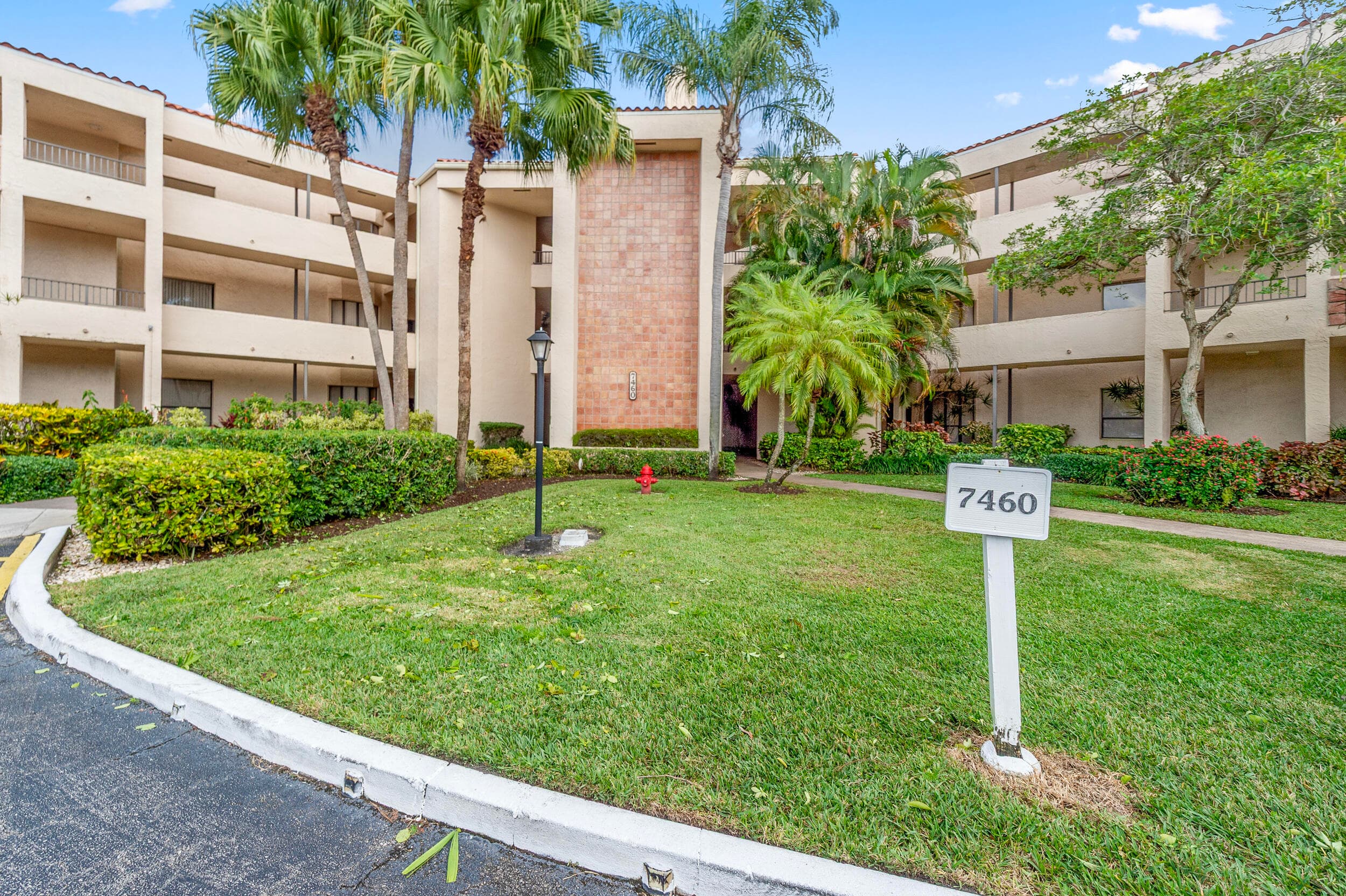 7460 La Paz Boulevard 304, Boca Raton, FL 33433 — photo 32 of 37