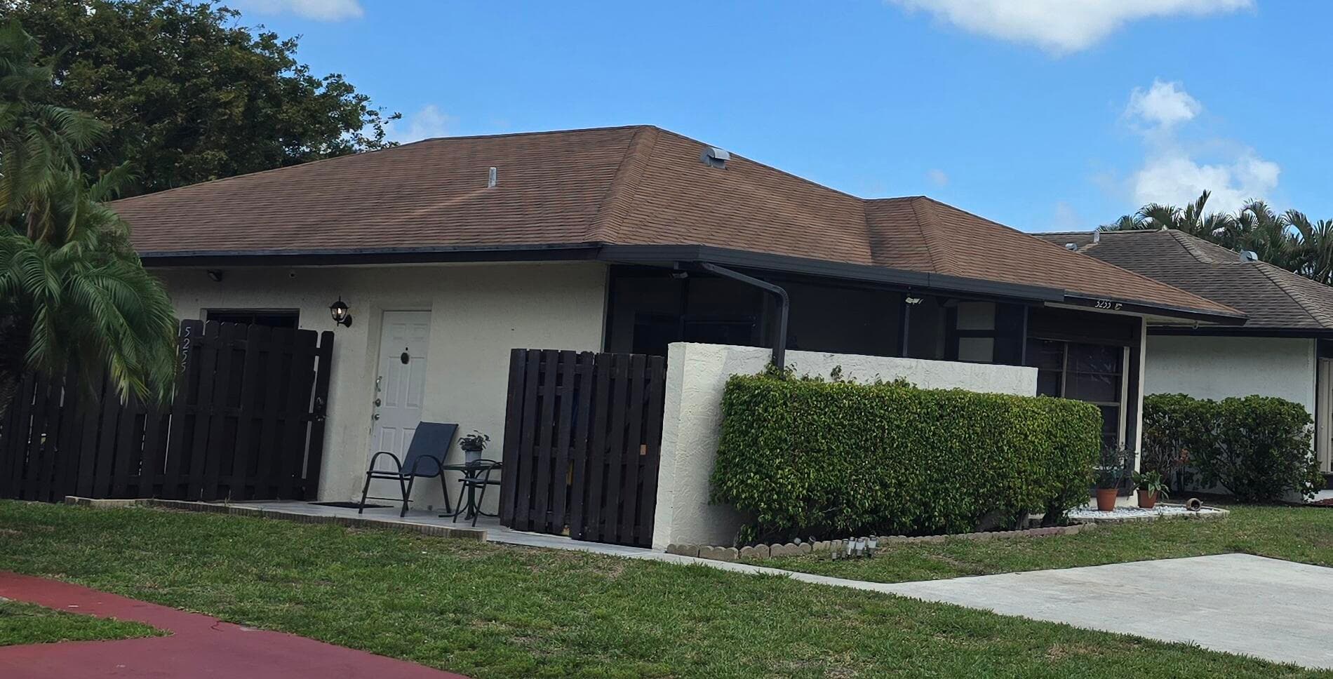 5255 Mendoza Street, West Palm Beach, FL 33415 — photo 2 of 45