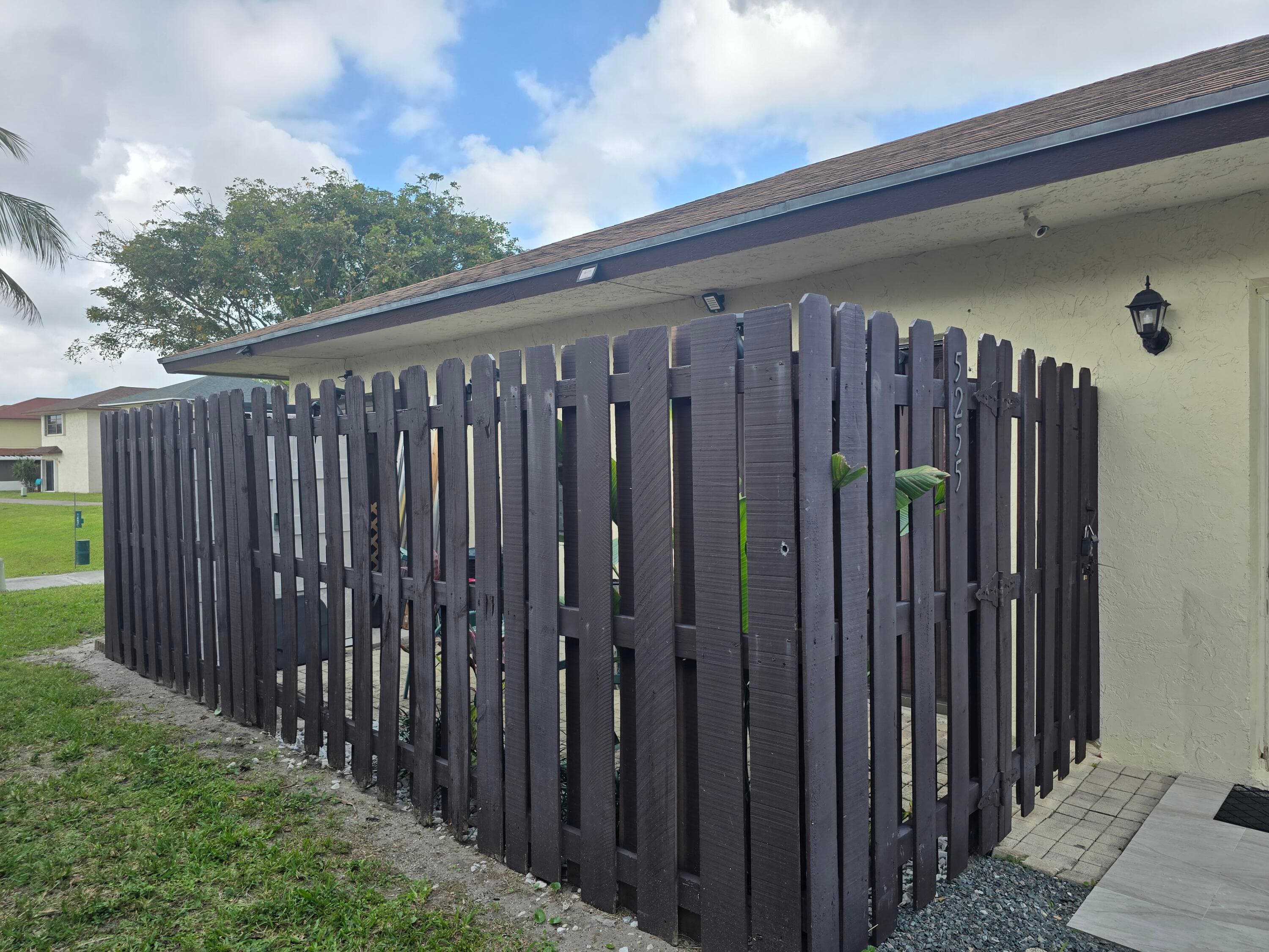 5255 Mendoza Street, West Palm Beach, FL 33415 — photo 12 of 45