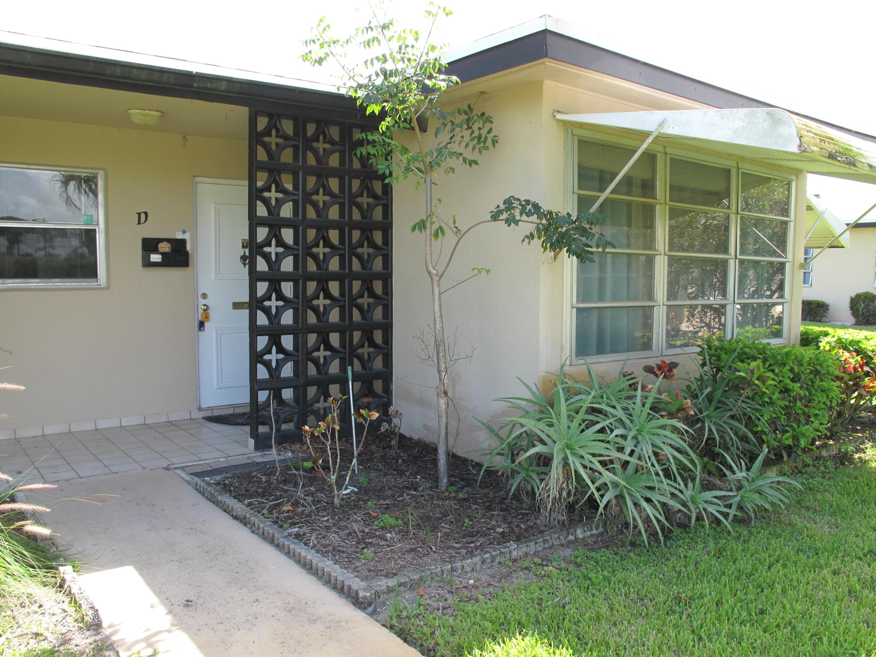 892 N High Point Boulevard N D, Delray Beach, FL 33445 — photo 2 of 45