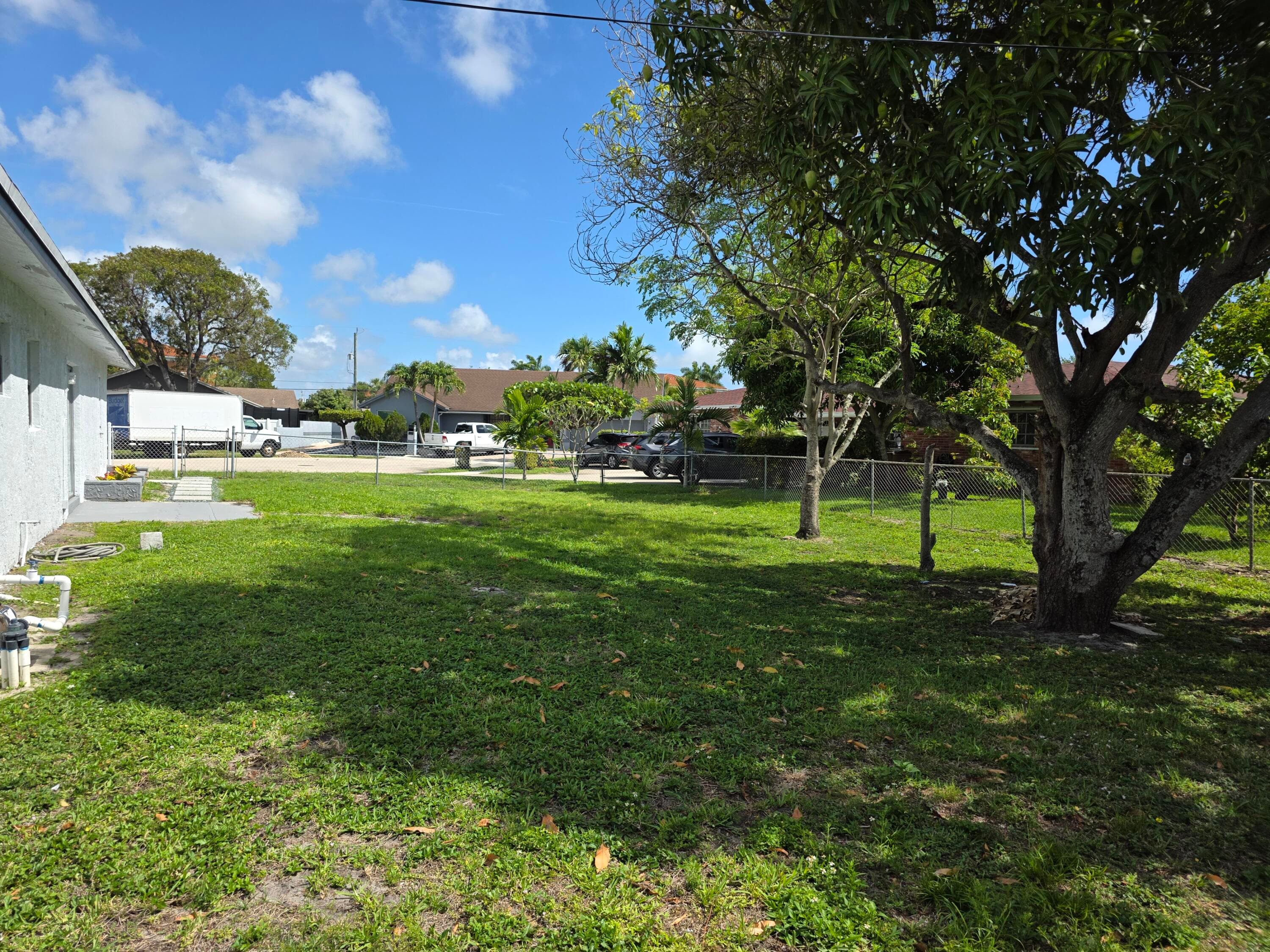 4010 NE 6th Avenue, Deerfield Beach, FL 33064 — photo 40 of 43