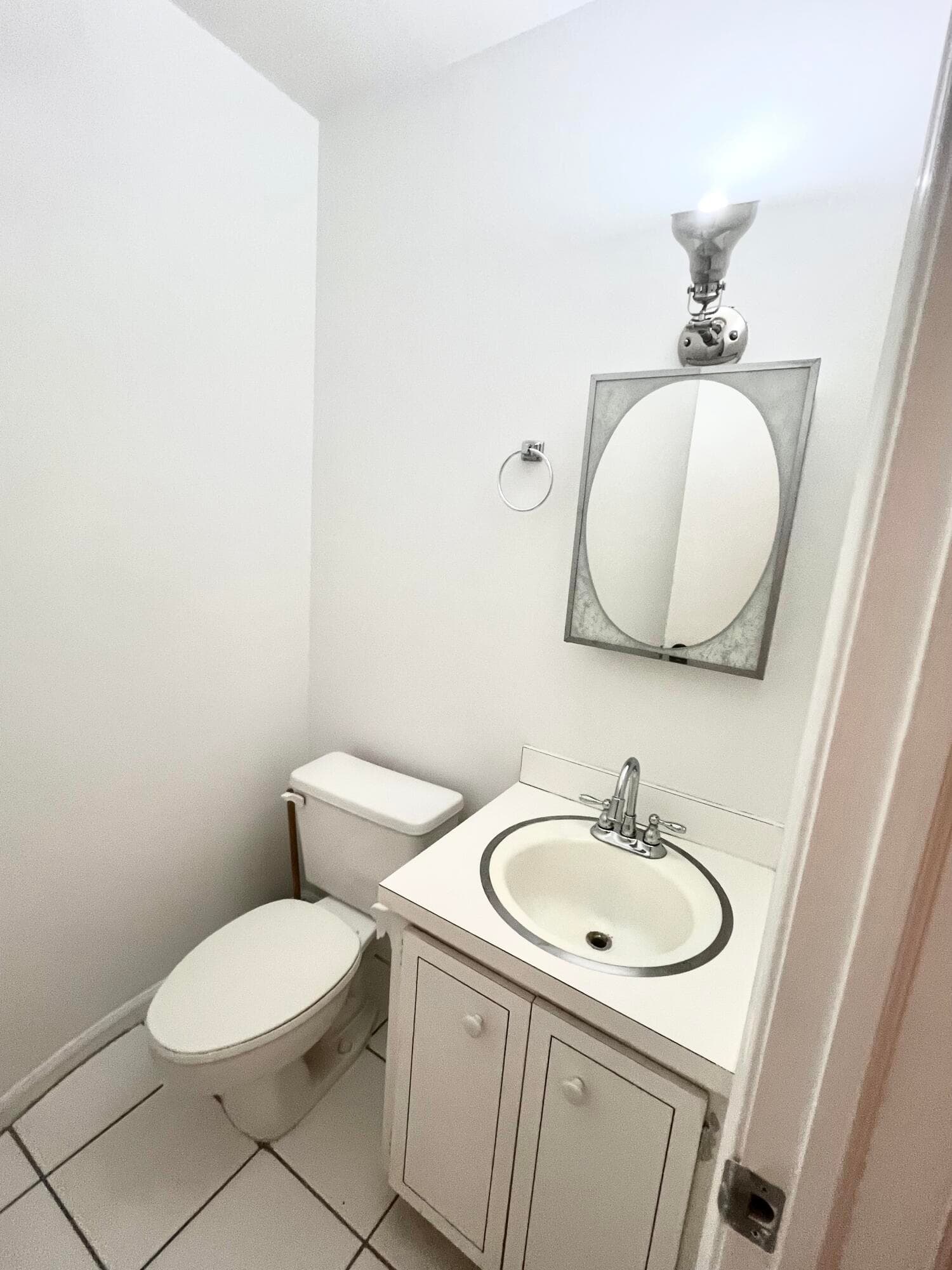 2191 NE 68th Street 427, Fort Lauderdale, FL 33308 — photo 4 of 17