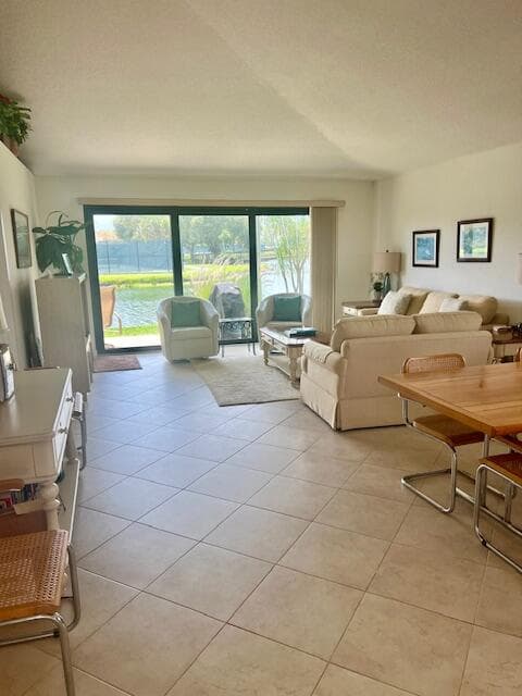 311 Club Drive, Palm Beach Gardens, FL 33418 — photo 2 of 12