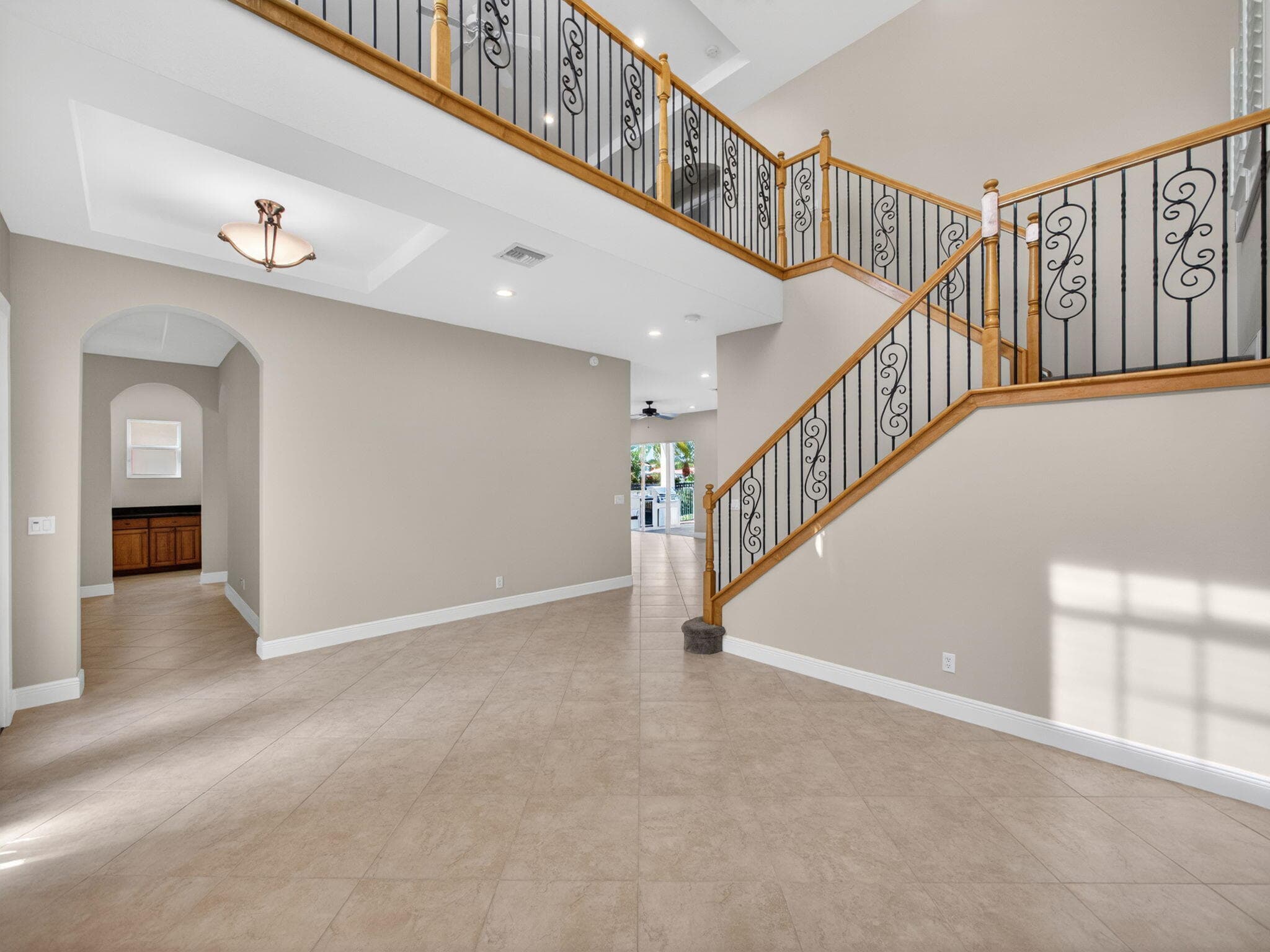 12054 Aviles Circle, Palm Beach Gardens, FL 33418 — photo 3 of 59