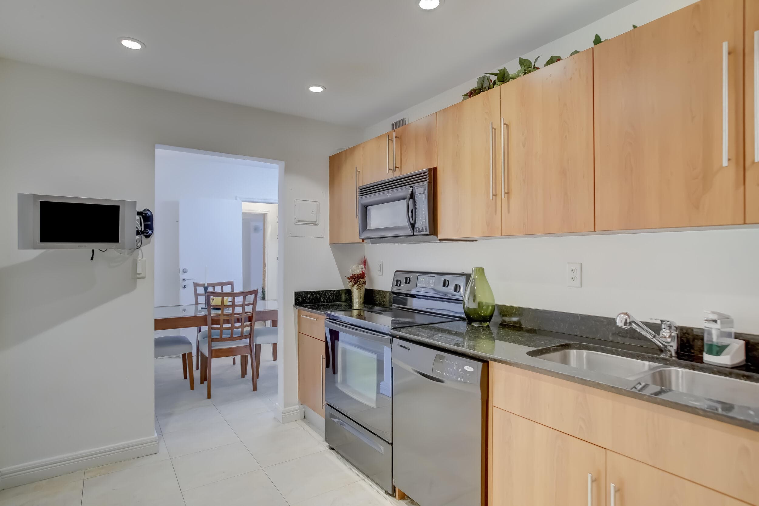 3000 S Ocean Drive 1100, Hollywood, FL 33019 — photo 19 of 32