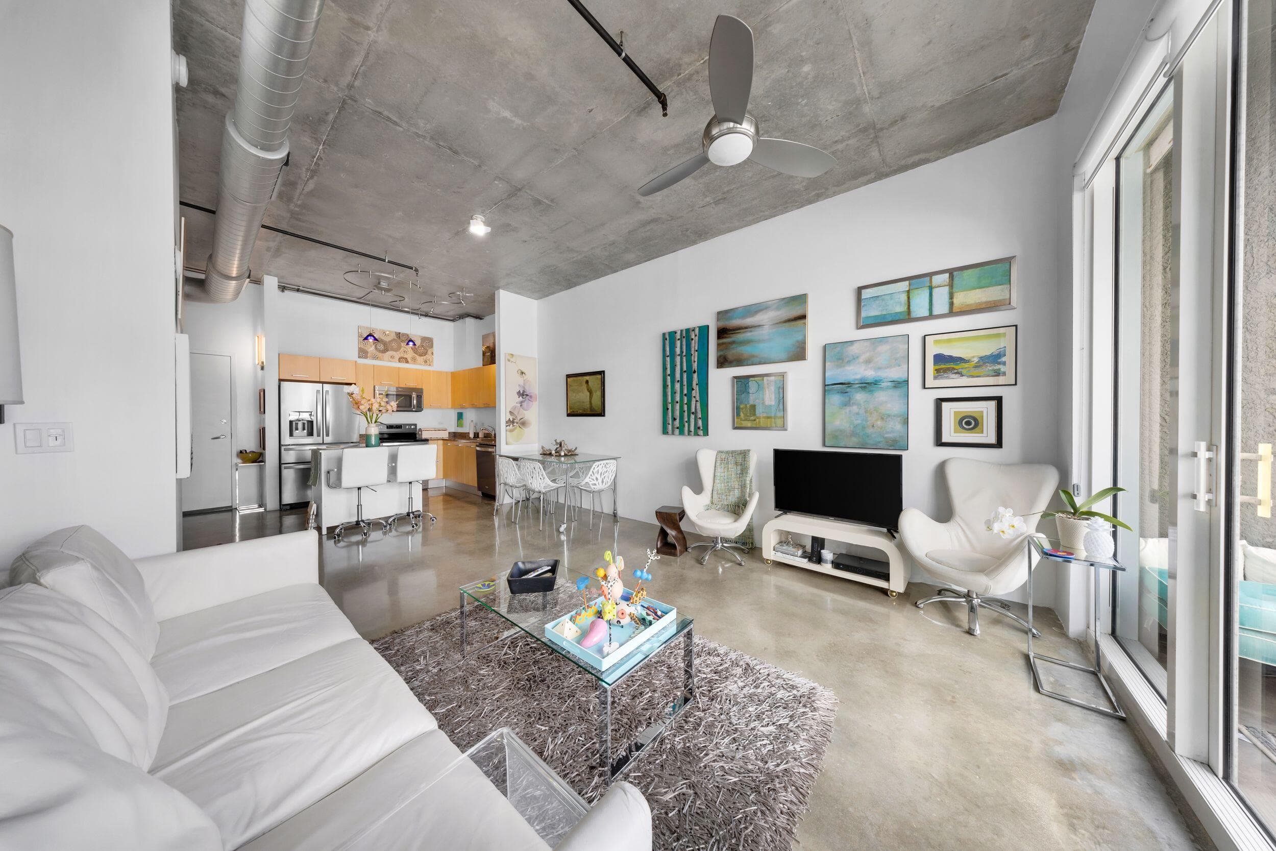 313 NE 2nd Street 602, Fort Lauderdale, FL 33301 — photo 4 of 38