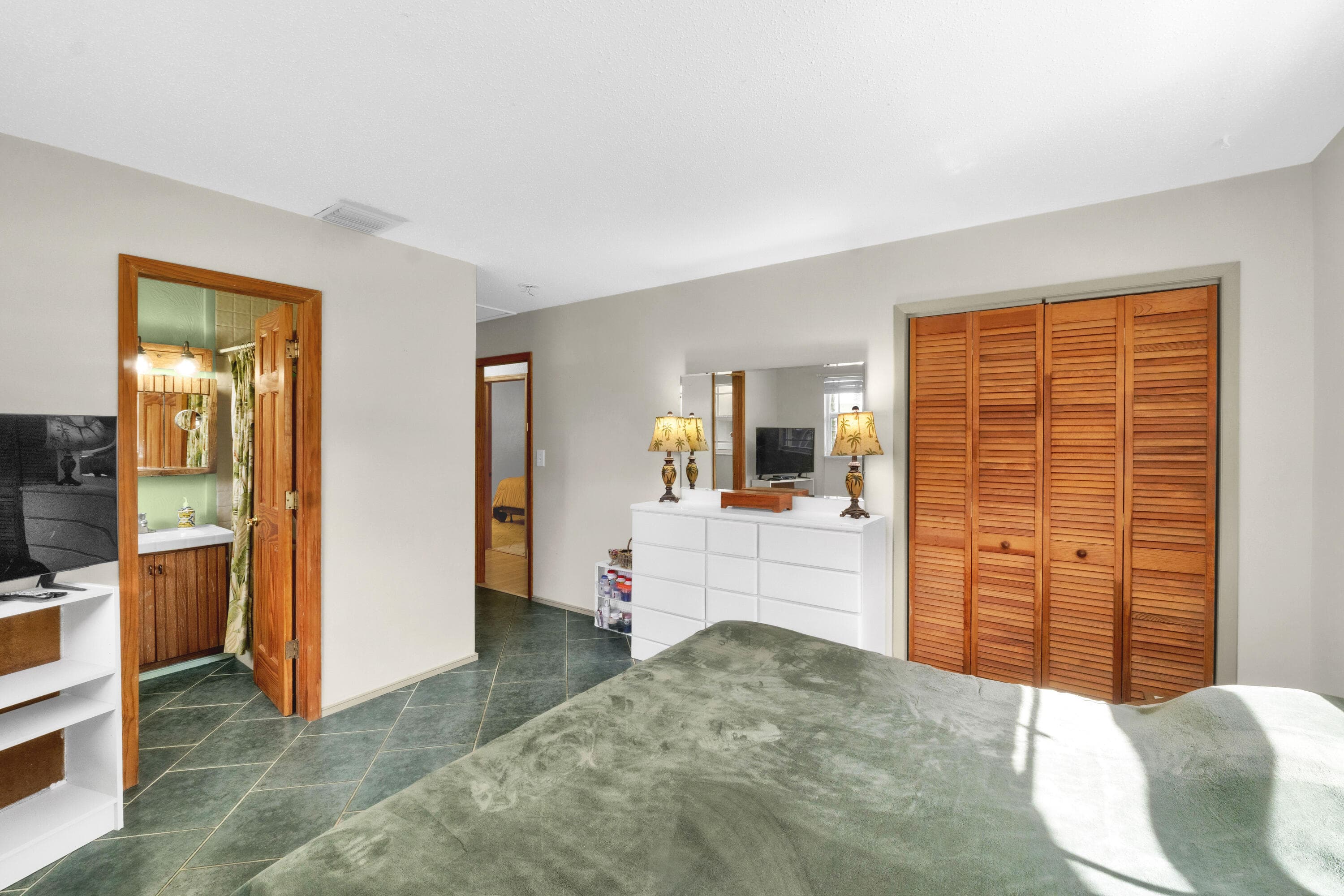 6863 Imperial Drive, West Palm Beach, FL 33411 — photo 24 of 44