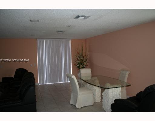 9711 NW 2nd Street, Coral Springs, FL 33071 — photo 7 of 17