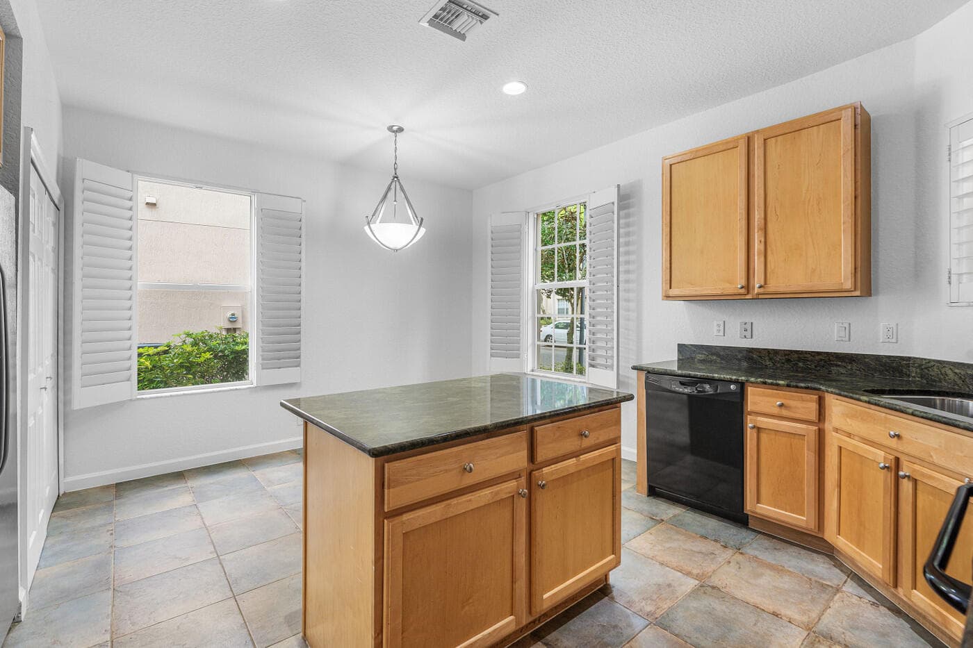 8058 Murano Circle, Palm Beach Gardens, FL 33418 — photo 9 of 42