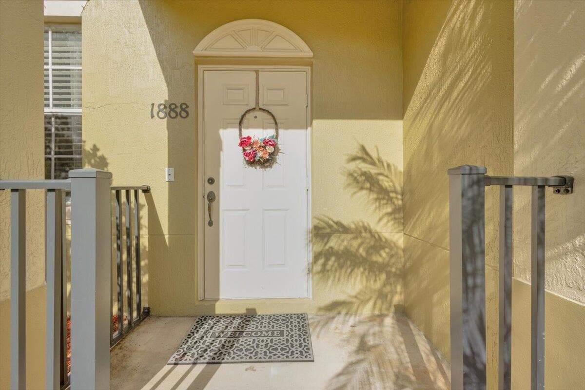1888 SE High Springs Drive, Port St. Lucie, FL 34952 — photo 5 of 54