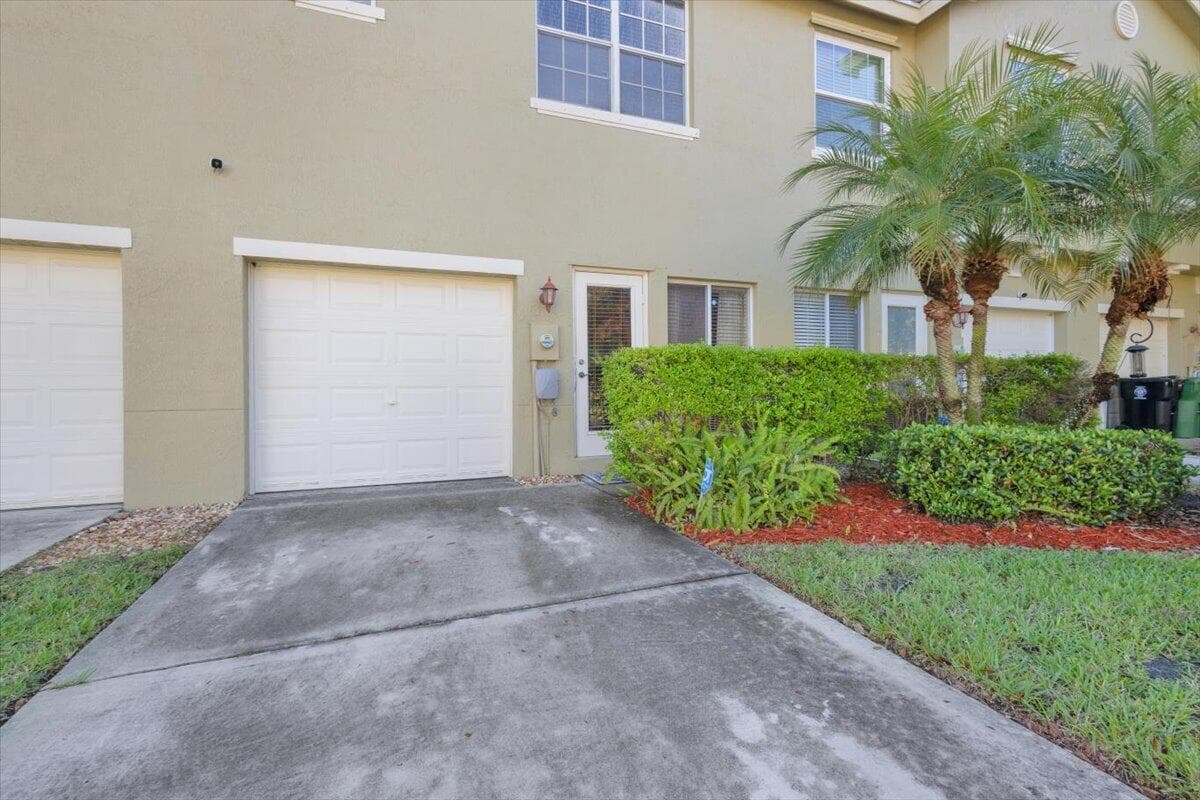 1888 SE High Springs Drive, Port St. Lucie, FL 34952 — photo 37 of 54