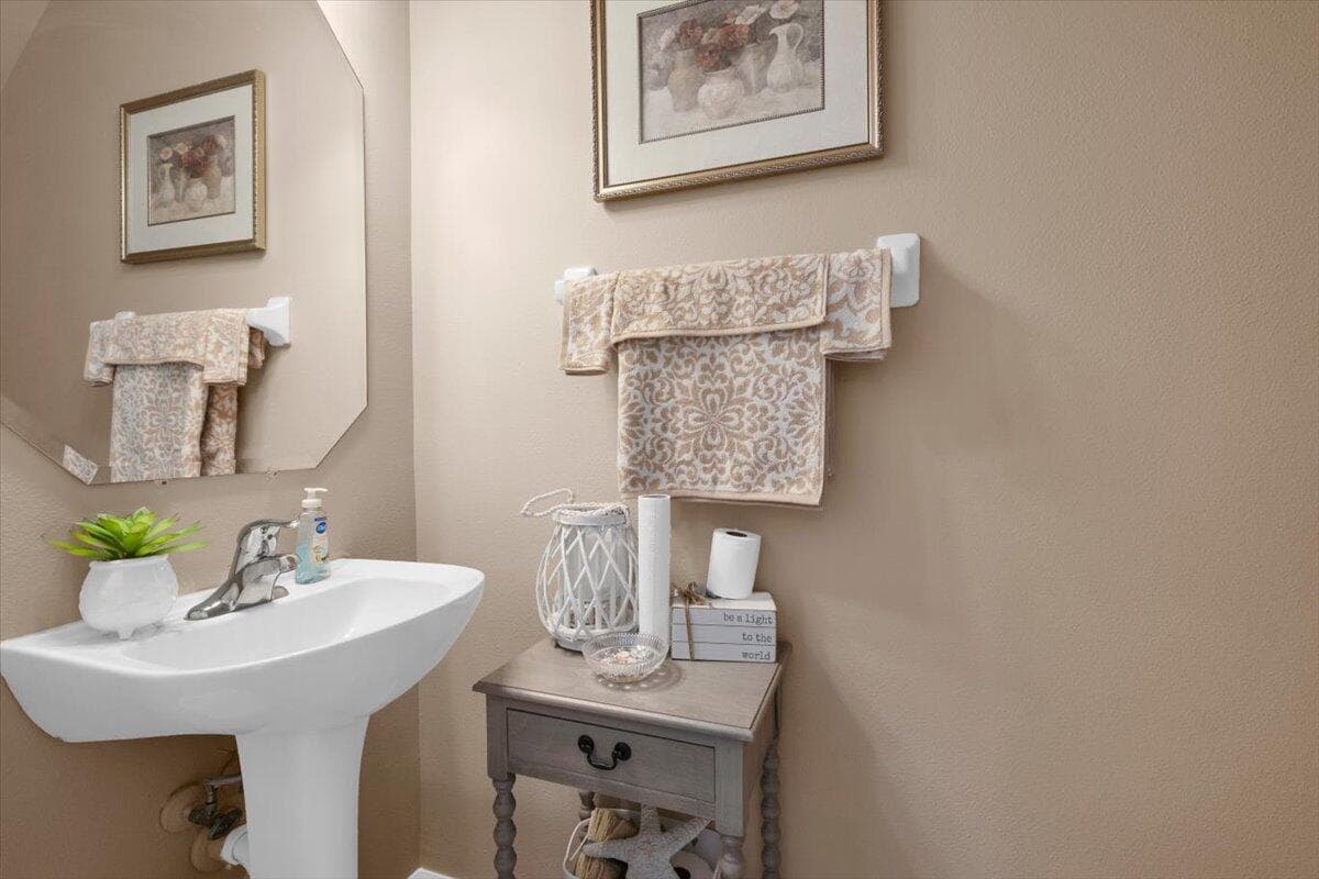 1888 SE High Springs Drive, Port St. Lucie, FL 34952 — photo 19 of 54