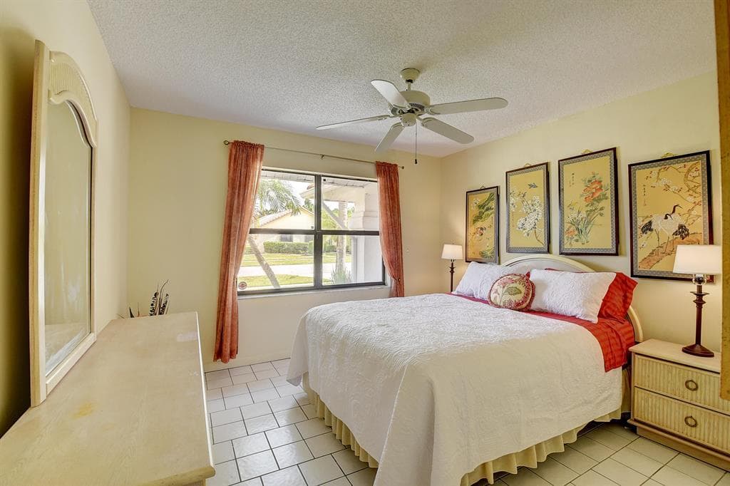 9565 El Clair Ranch Road, Boynton Beach, FL 33437 — photo 12 of 38