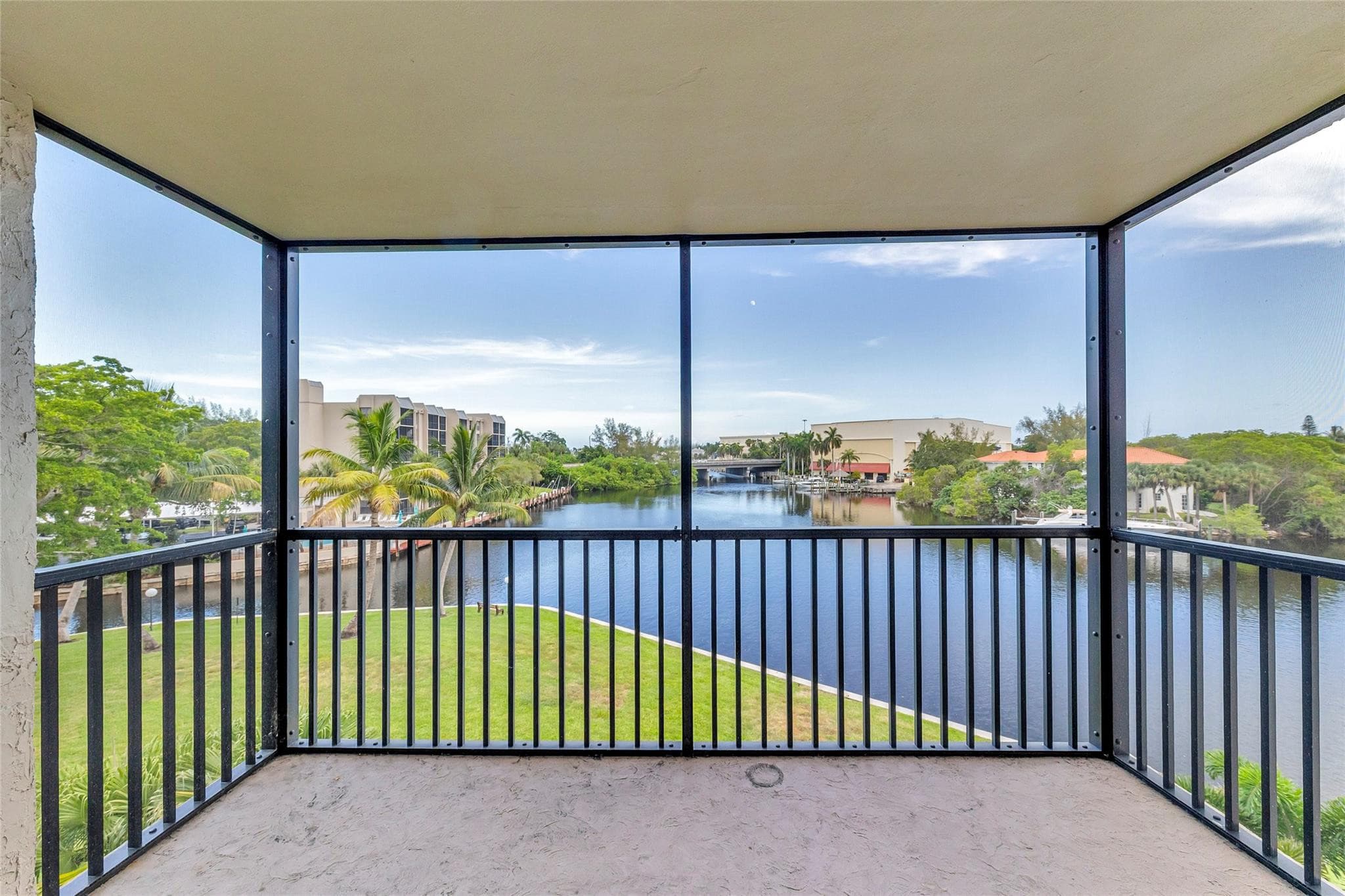 7 Royal Palm Way, Boca Raton, FL 33432 — photo 2 of 42