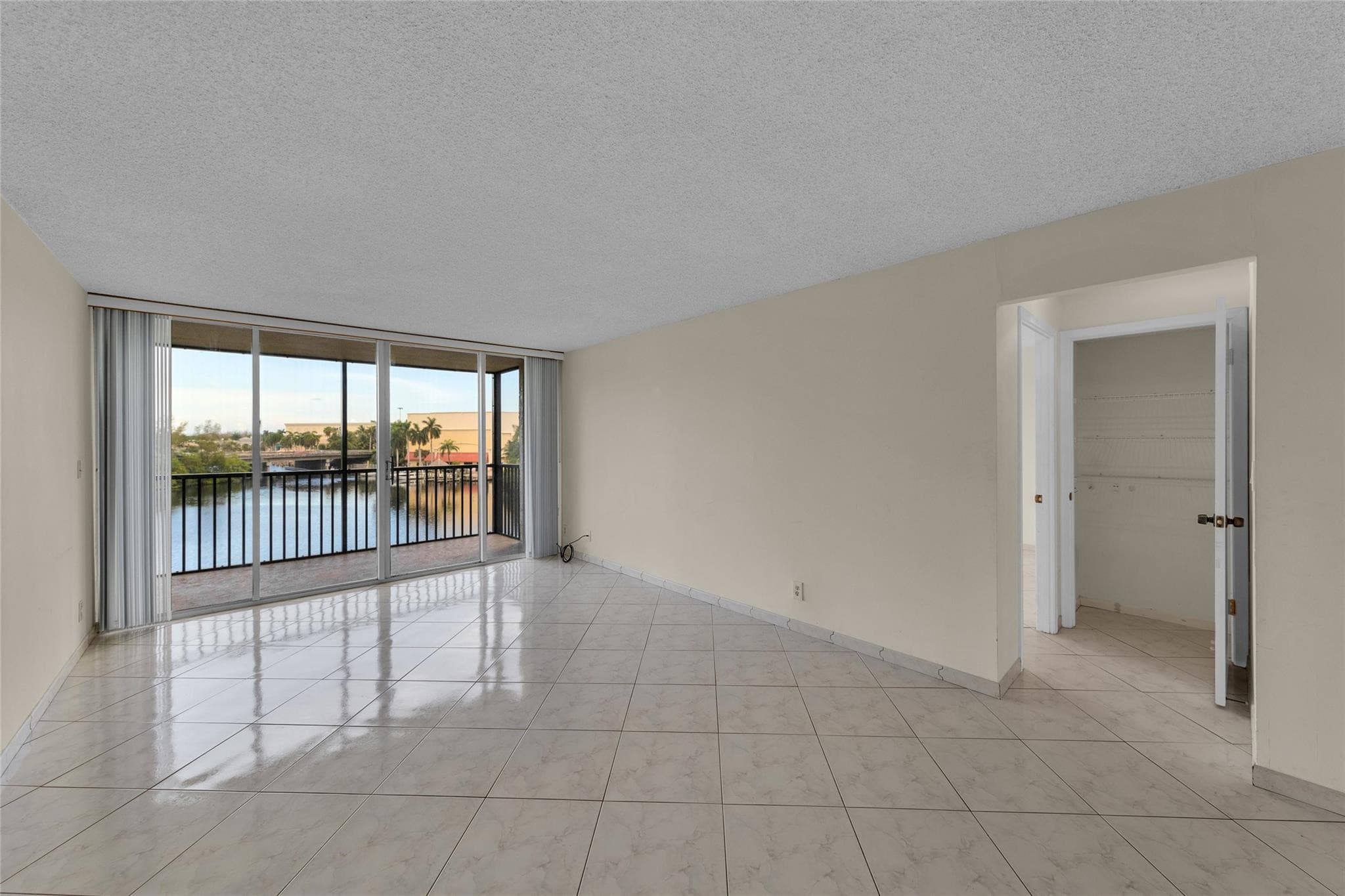 7 Royal Palm Way, Boca Raton, FL 33432 — photo 7 of 42