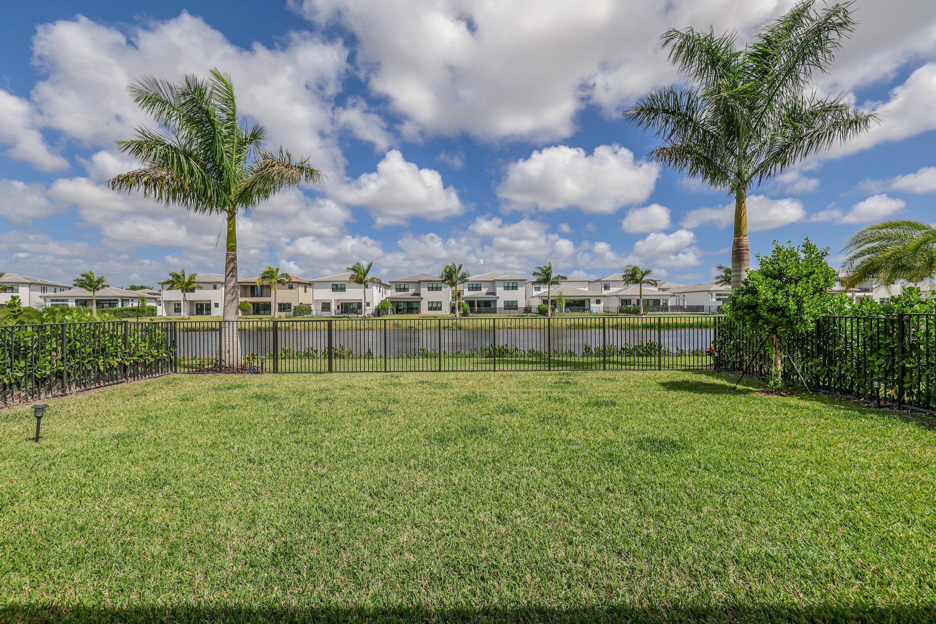 8283 Royal County Down Road, Boca Raton, FL 33434 — photo 62 of 88