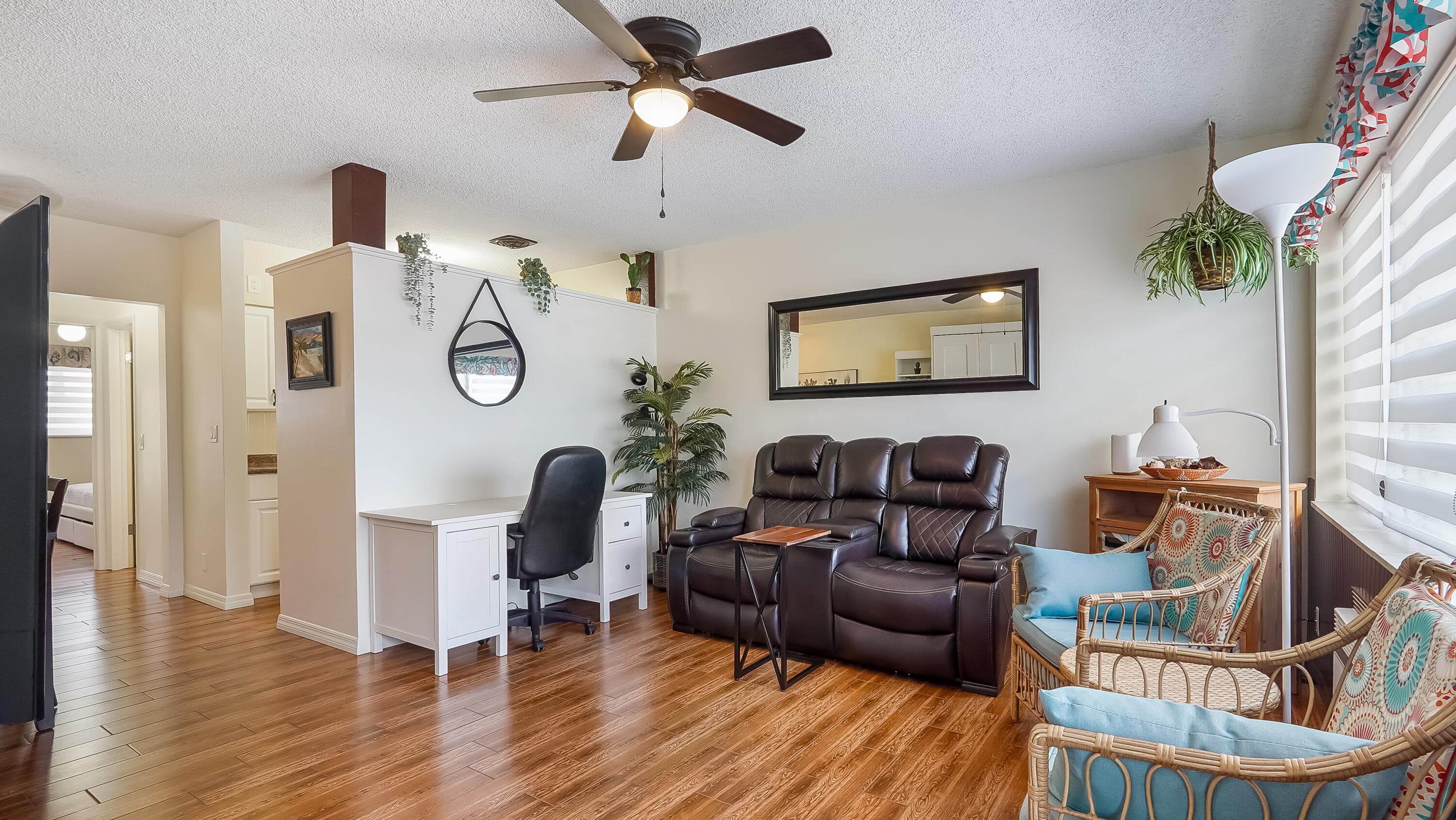 1000 SW 10th Avenue 9, Hallandale Beach, FL 33009 — photo 13 of 51