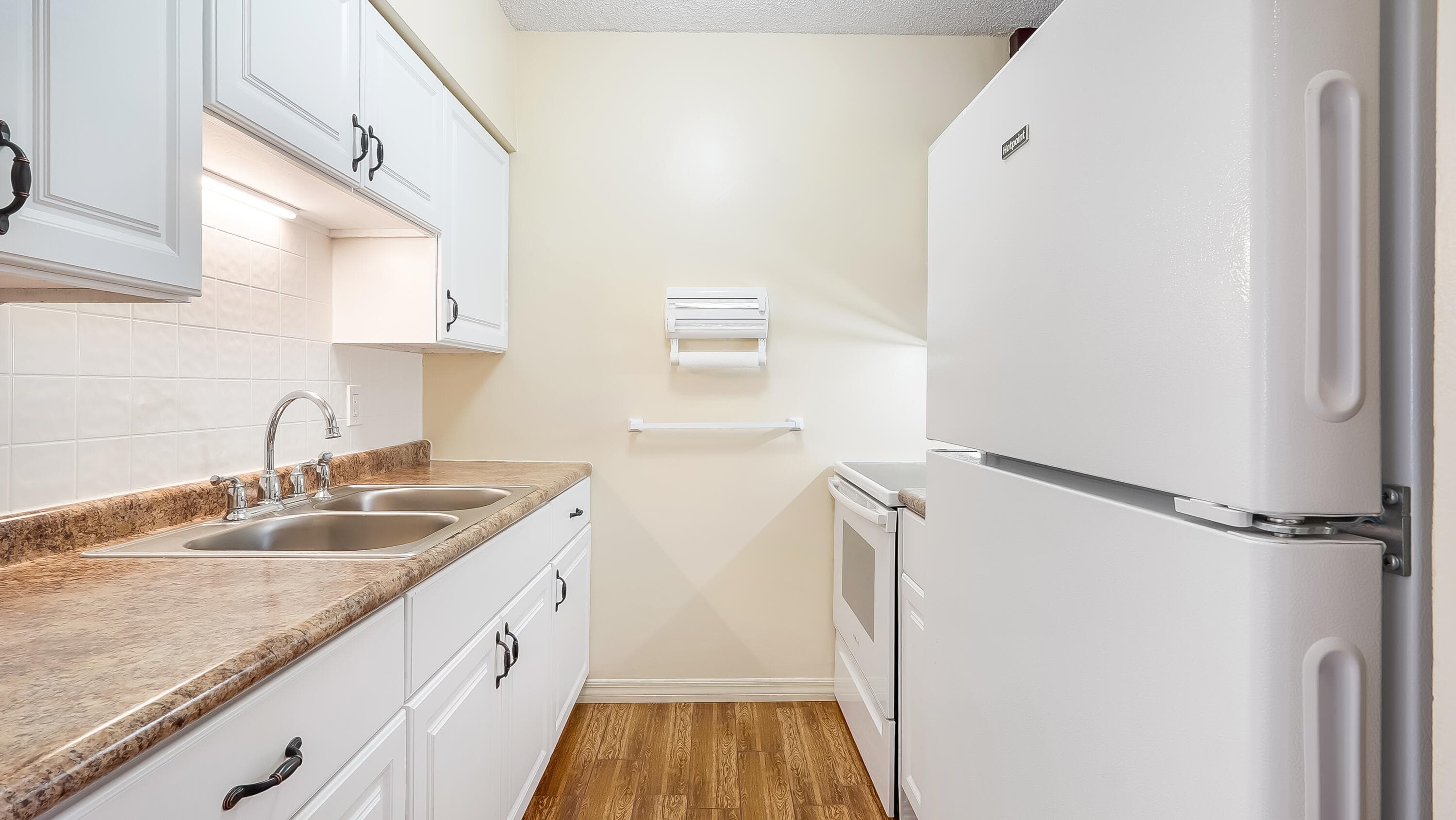 1000 SW 10th Avenue 9, Hallandale Beach, FL 33009 — photo 20 of 51