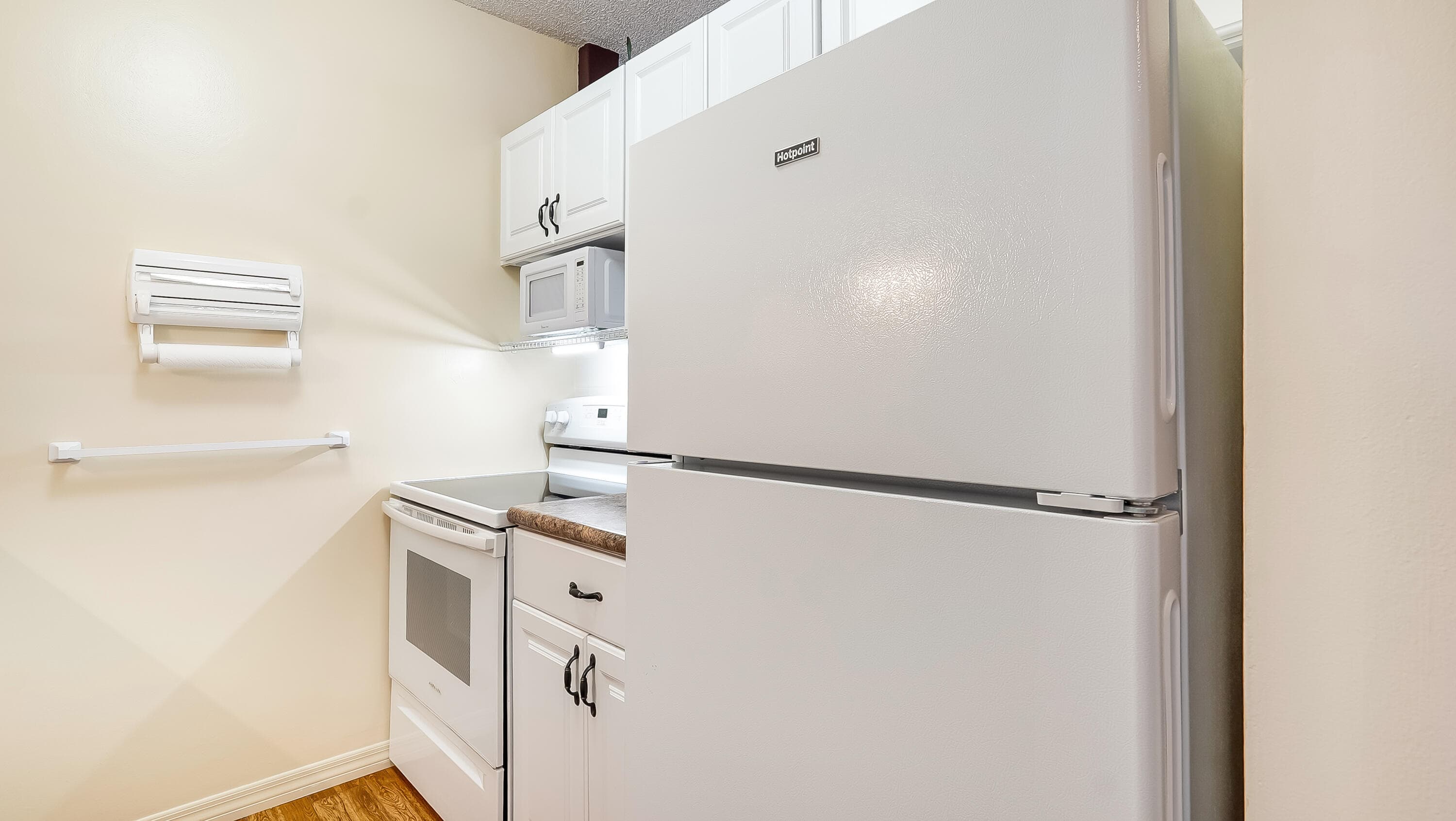 1000 SW 10th Avenue 9, Hallandale Beach, FL 33009 — photo 22 of 51