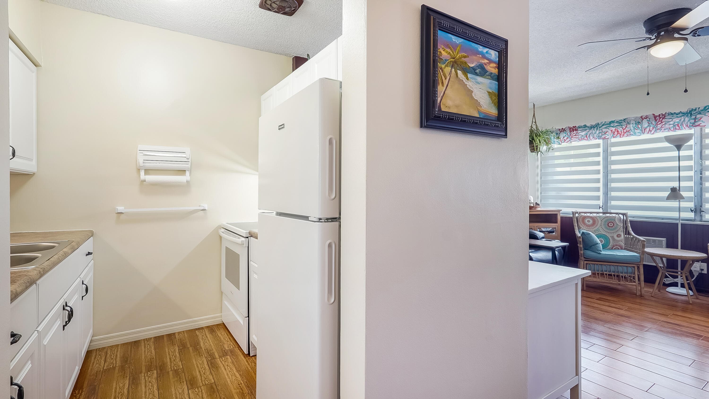 1000 SW 10th Avenue 9, Hallandale Beach, FL 33009 — photo 23 of 51