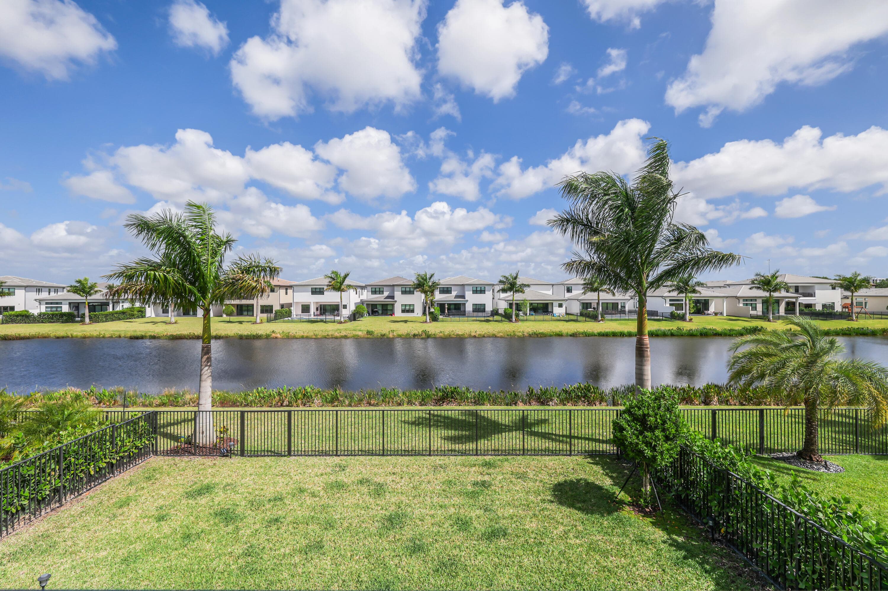 8283 Royal County Down Road, Boca Raton, FL 33434 — photo 35 of 88