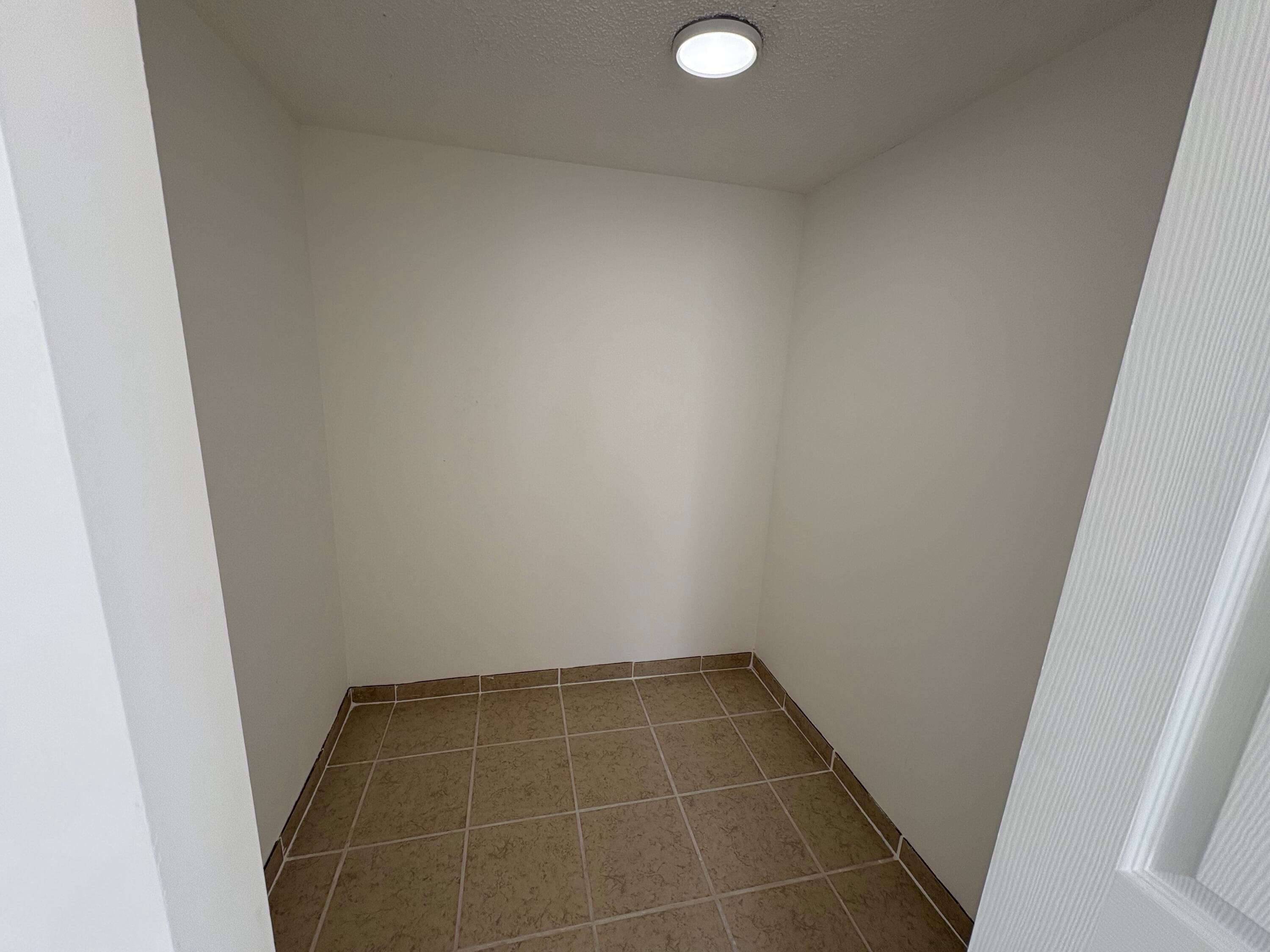 2850 Somerset Drive 208l, Lauderdale Lakes, FL 33311 — photo 42 of 44