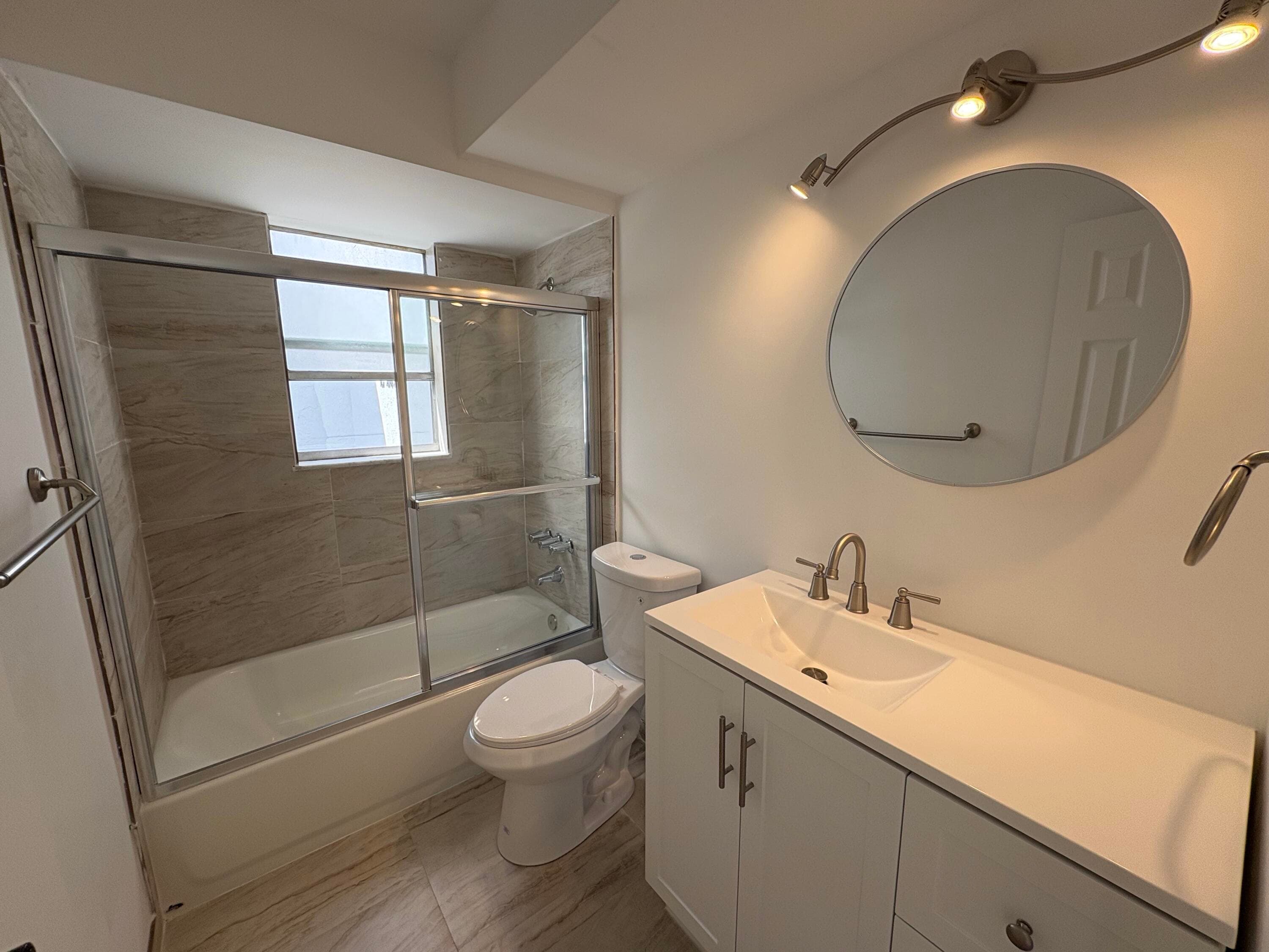 2850 Somerset Drive 208l, Lauderdale Lakes, FL 33311 — photo 27 of 44