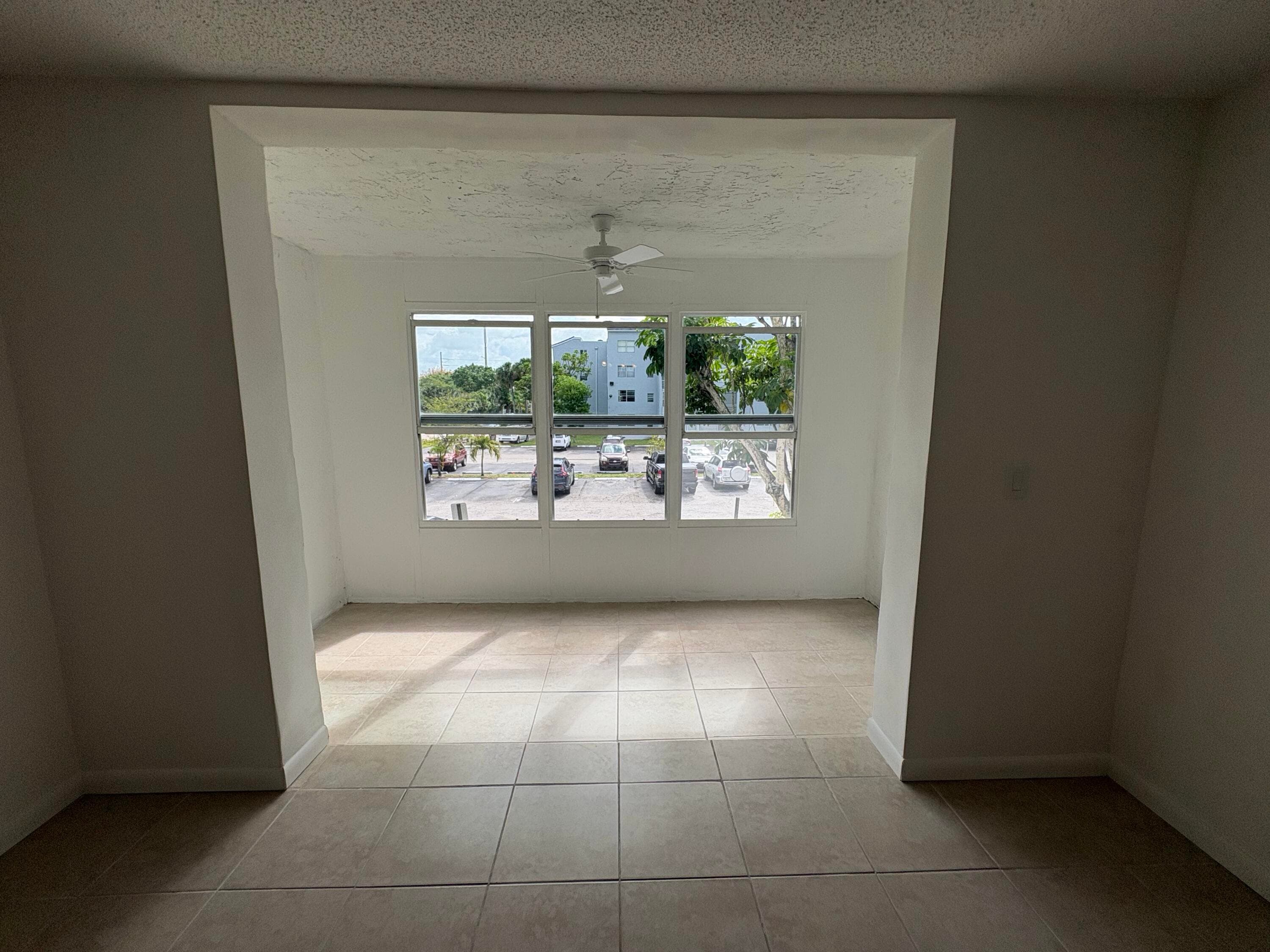 2850 Somerset Drive 208l, Lauderdale Lakes, FL 33311 — photo 5 of 44