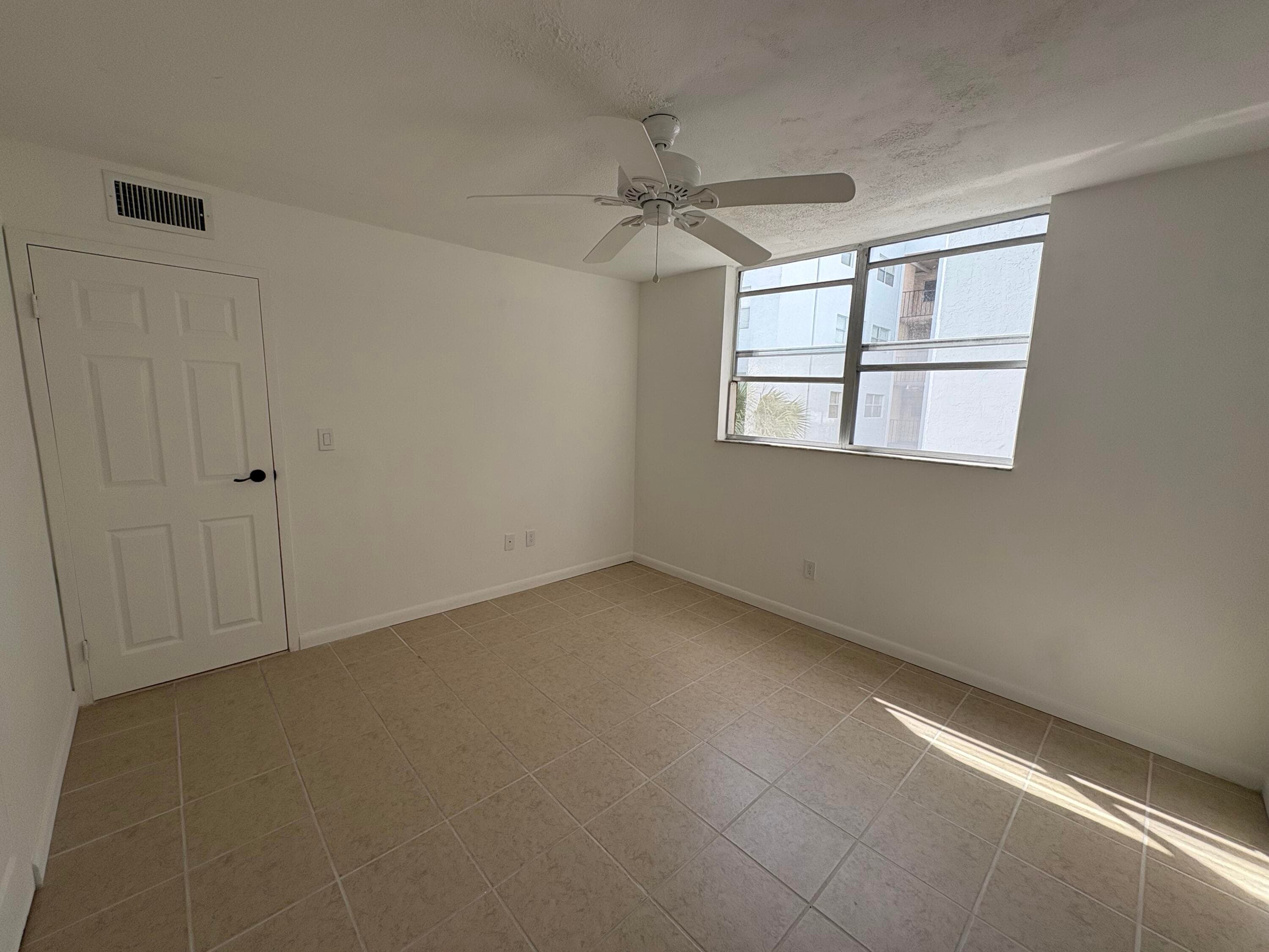 2850 Somerset Drive 208l, Lauderdale Lakes, FL 33311 — photo 21 of 44