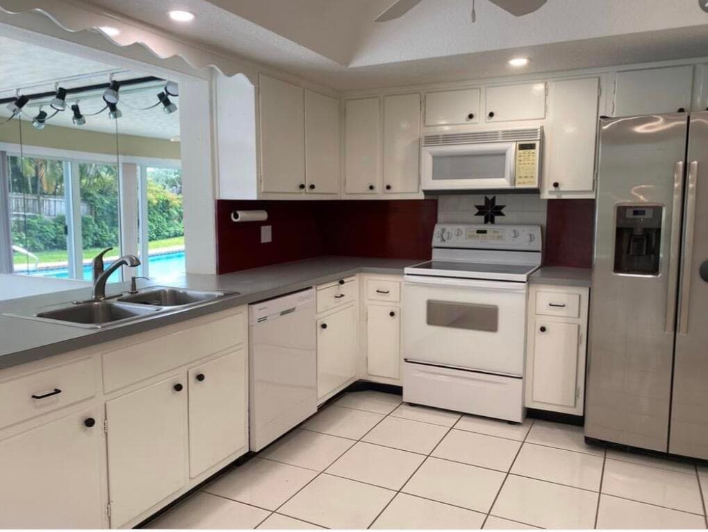 1230 SE 14th Drive, Deerfield Beach, FL 33441 — photo 5 of 32