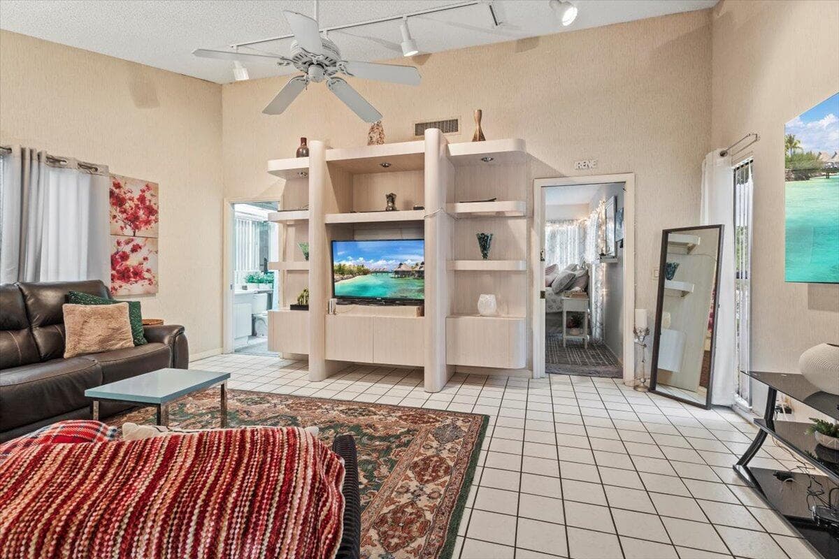 6691 S Pine Court, West Palm Beach, FL 33418 — photo 27 of 59