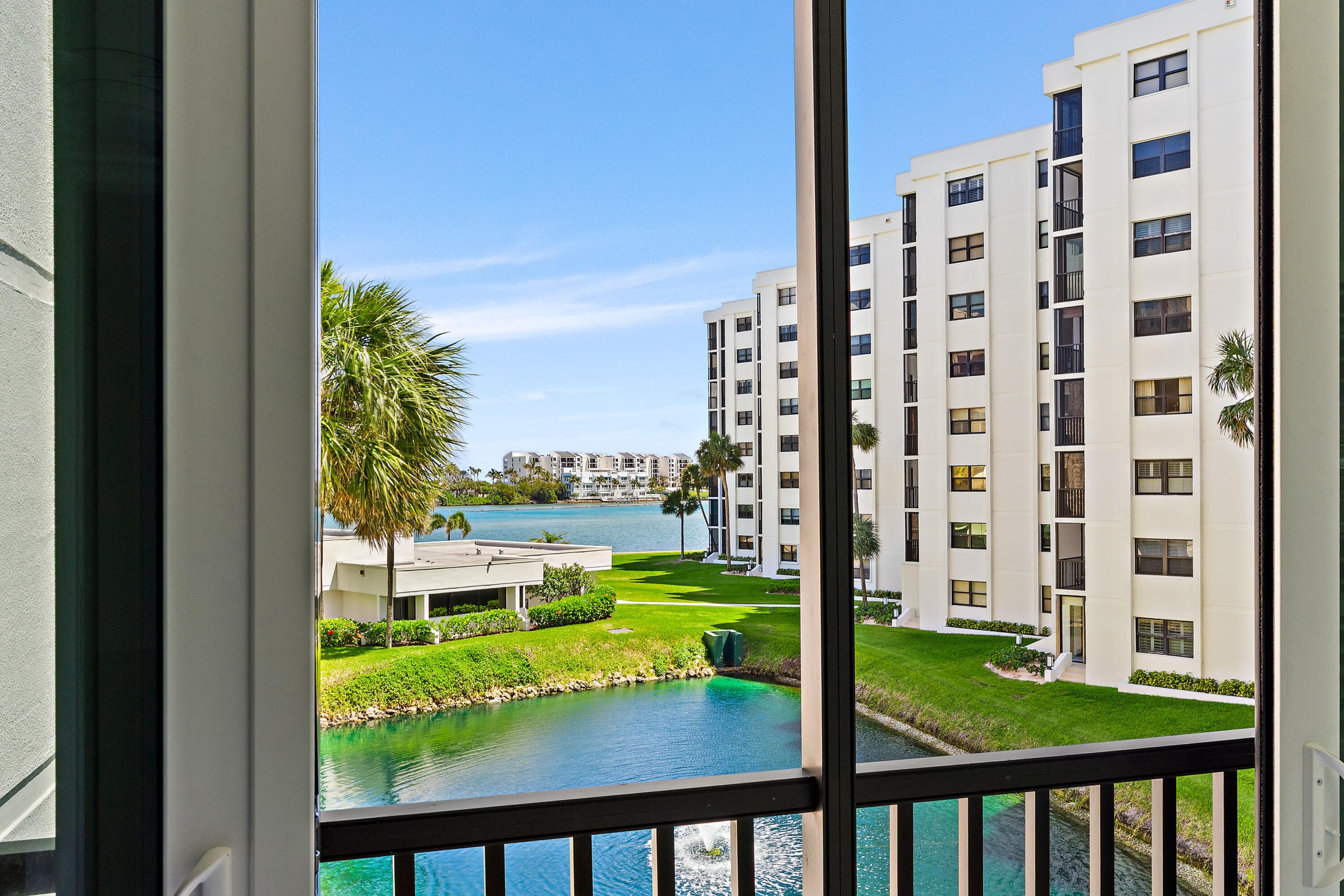 19800 Sandpointe Bay Drive N 305, Tequesta, FL 33469 — photo 12 of 50