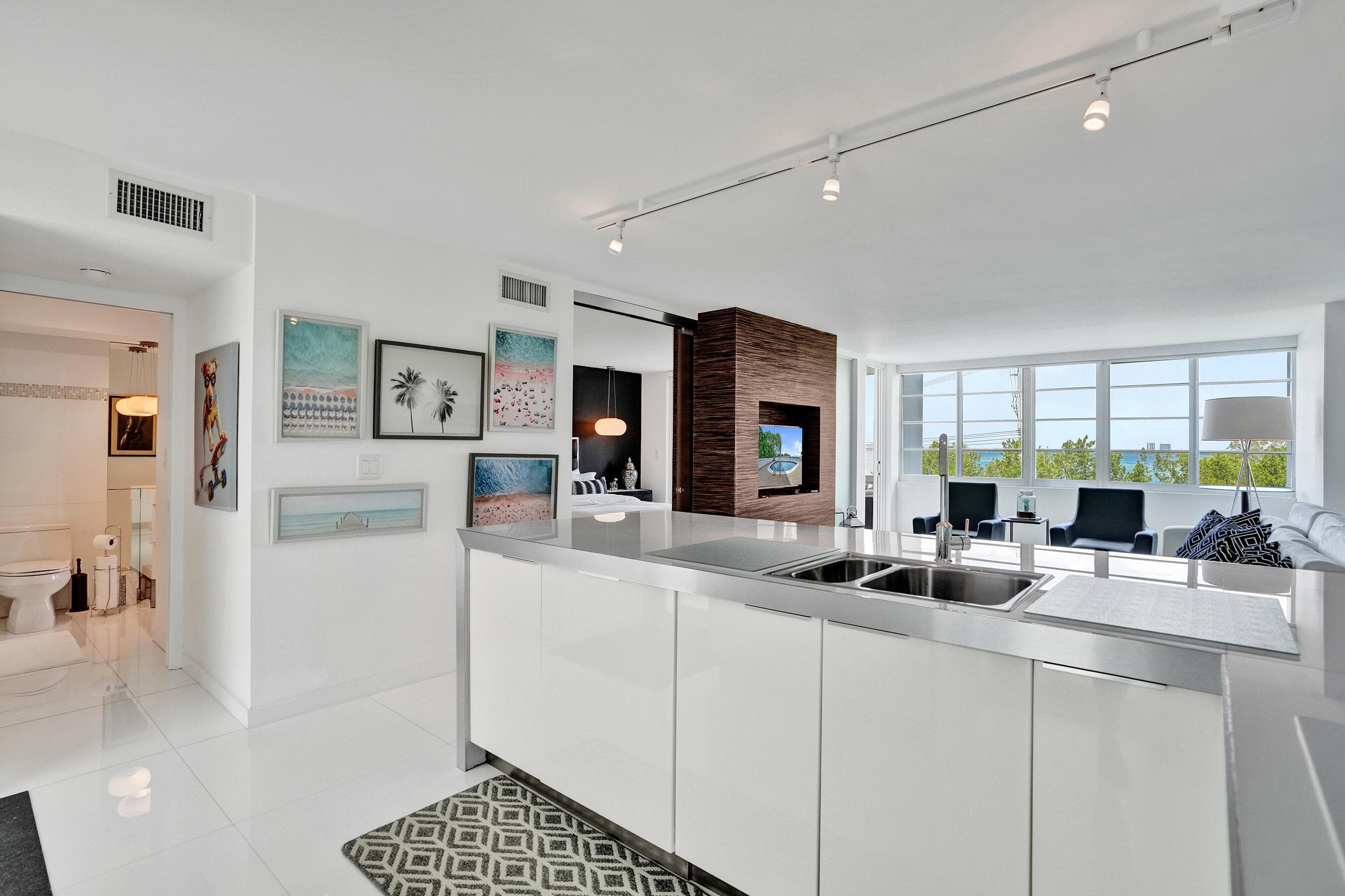 1670 Lincoln Court 3b, Miami Beach, FL 33139 — photo 5 of 43