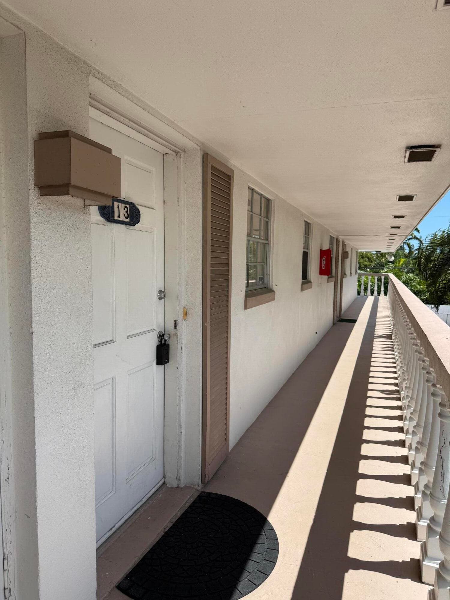 148 Yacht Club Drive 13, North Palm Beach, FL 33408 — photo 15 of 16